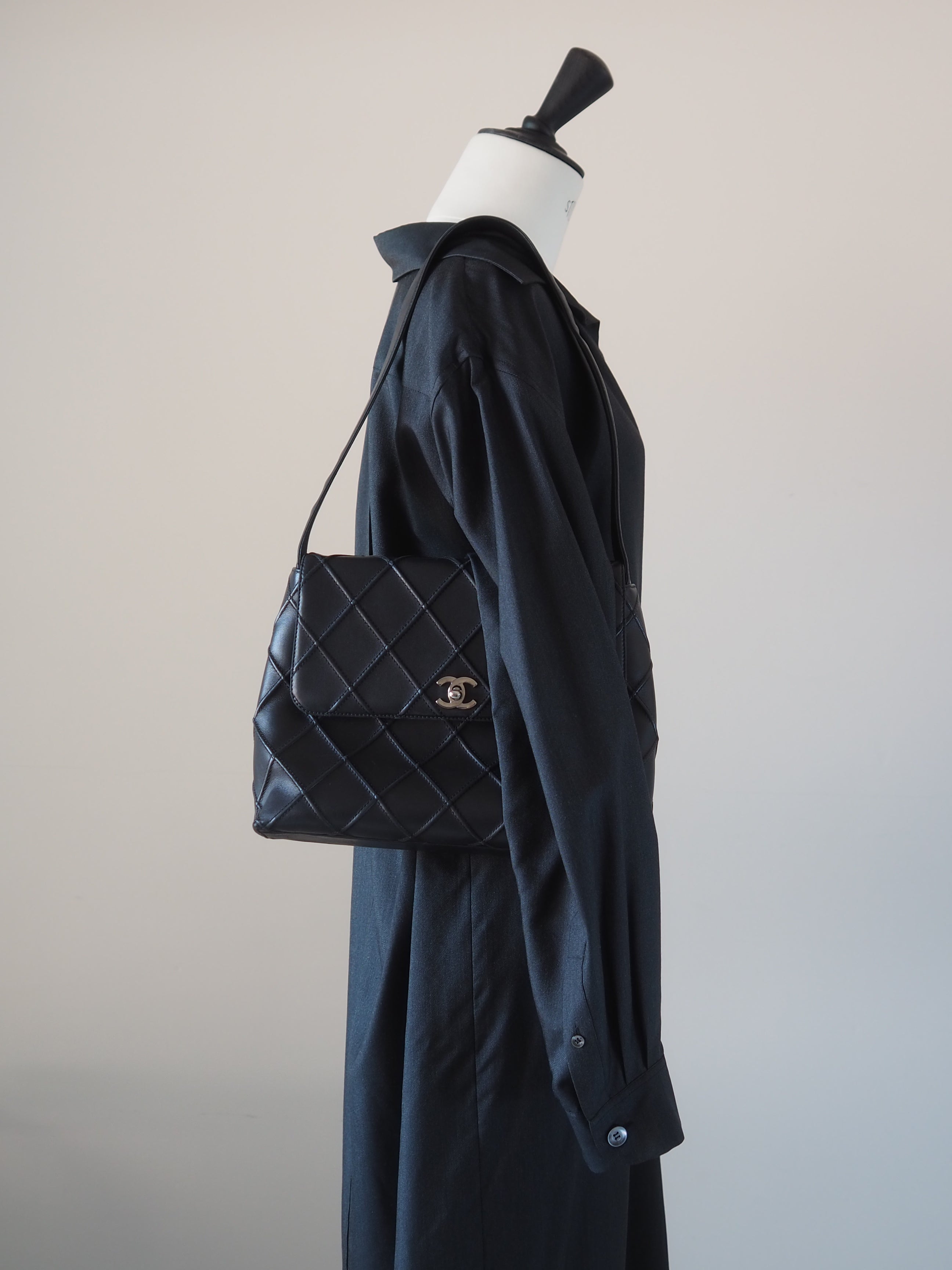 CHANEL Bicolore Shoulder Bag