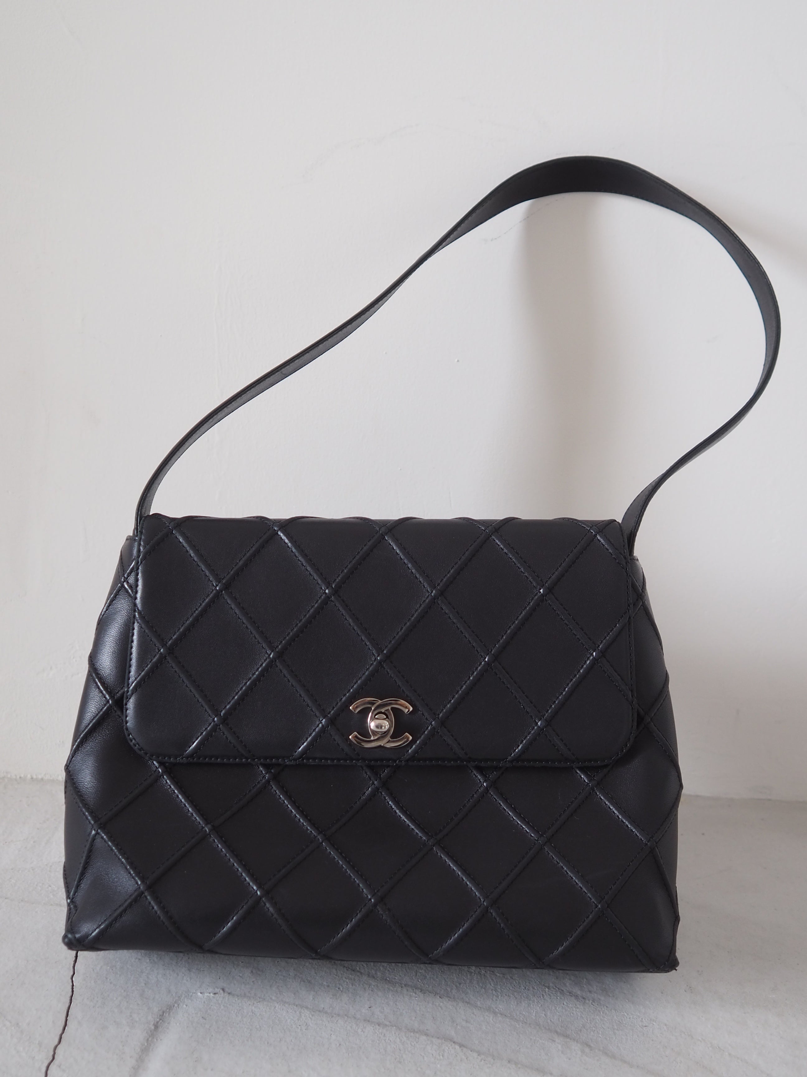 CHANEL Bicolore Shoulder Bag