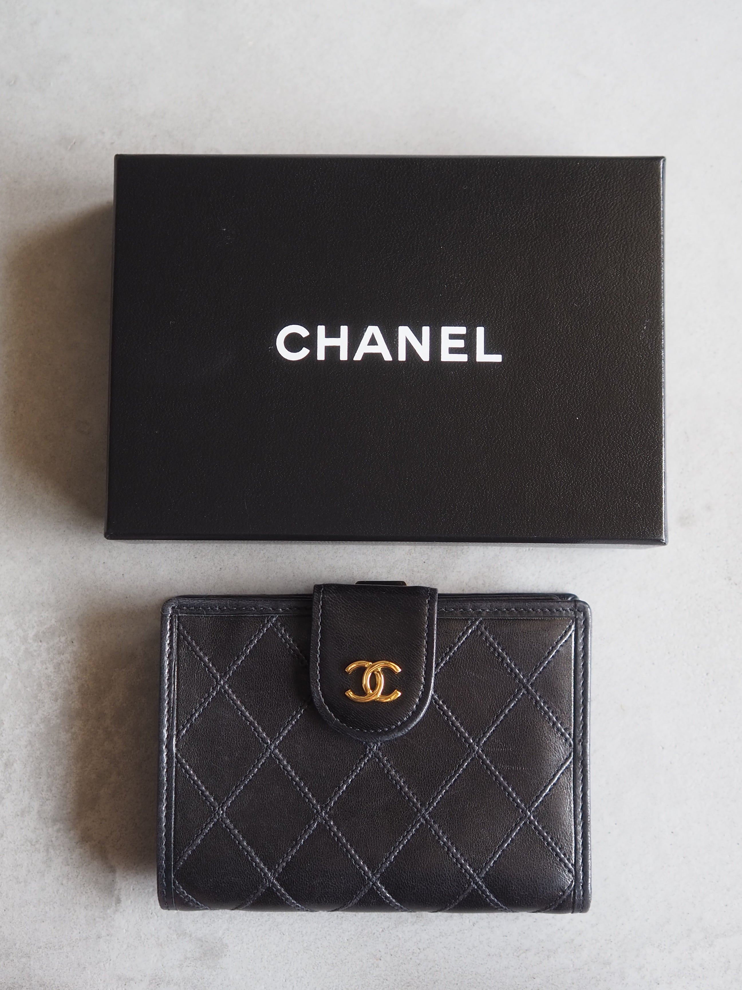 CHANEL Bicolore Wallet