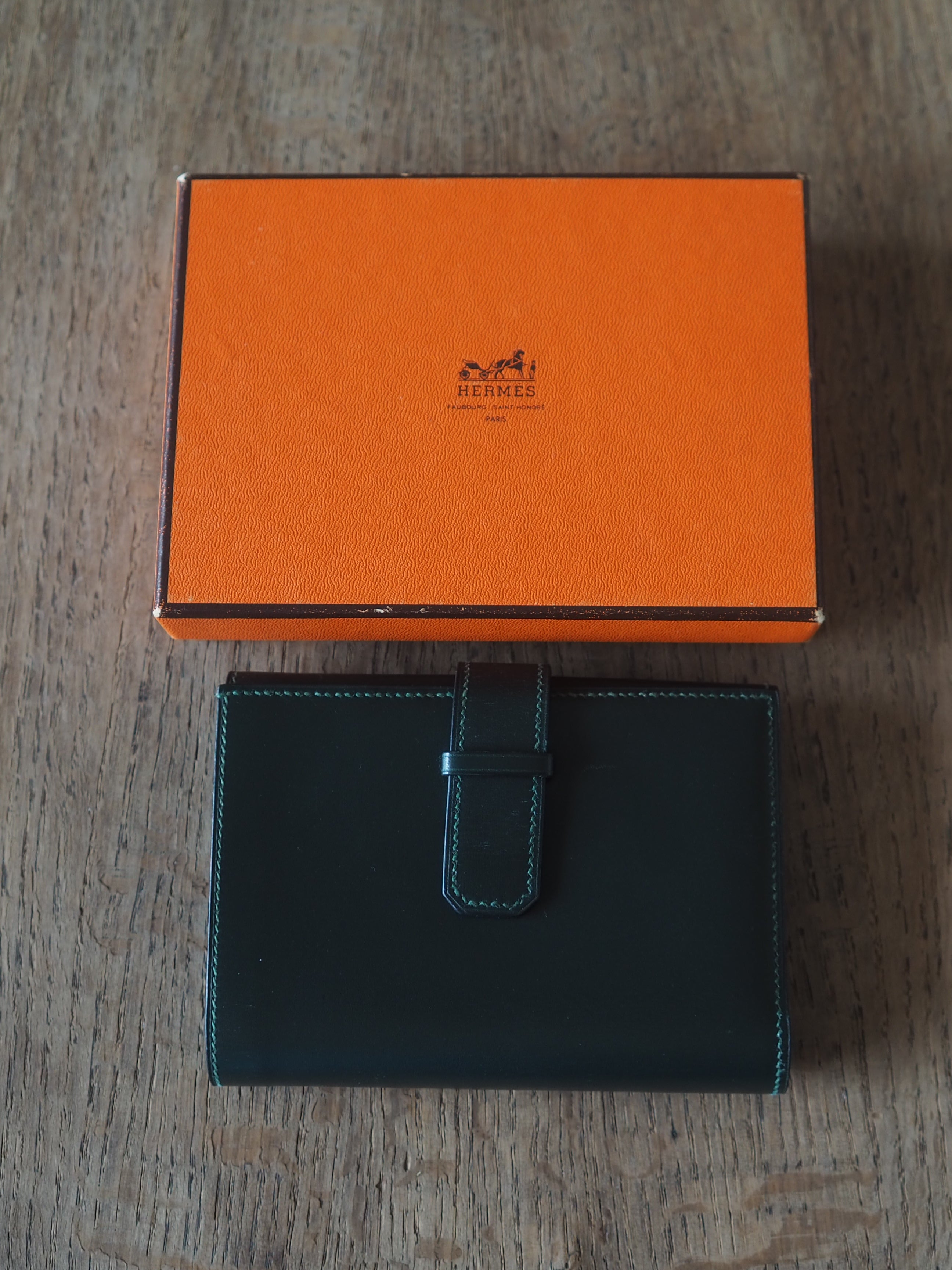HERMÈS Jura Wallet