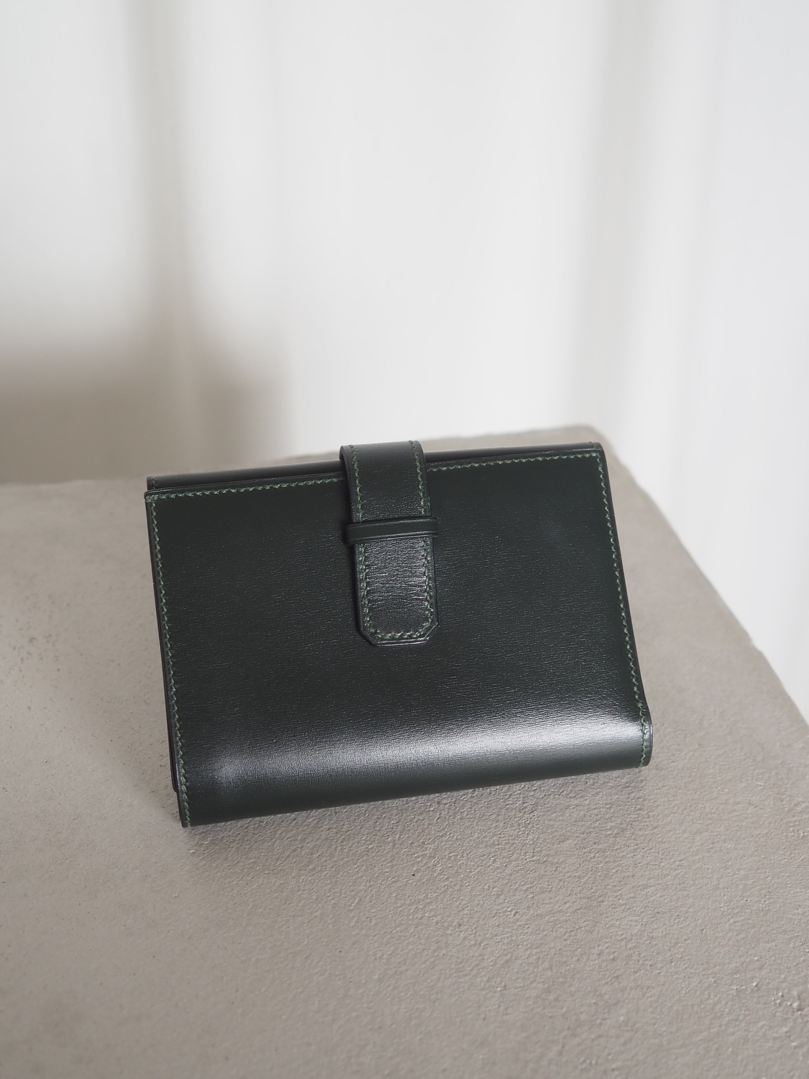 HERMÈS Jura Wallet