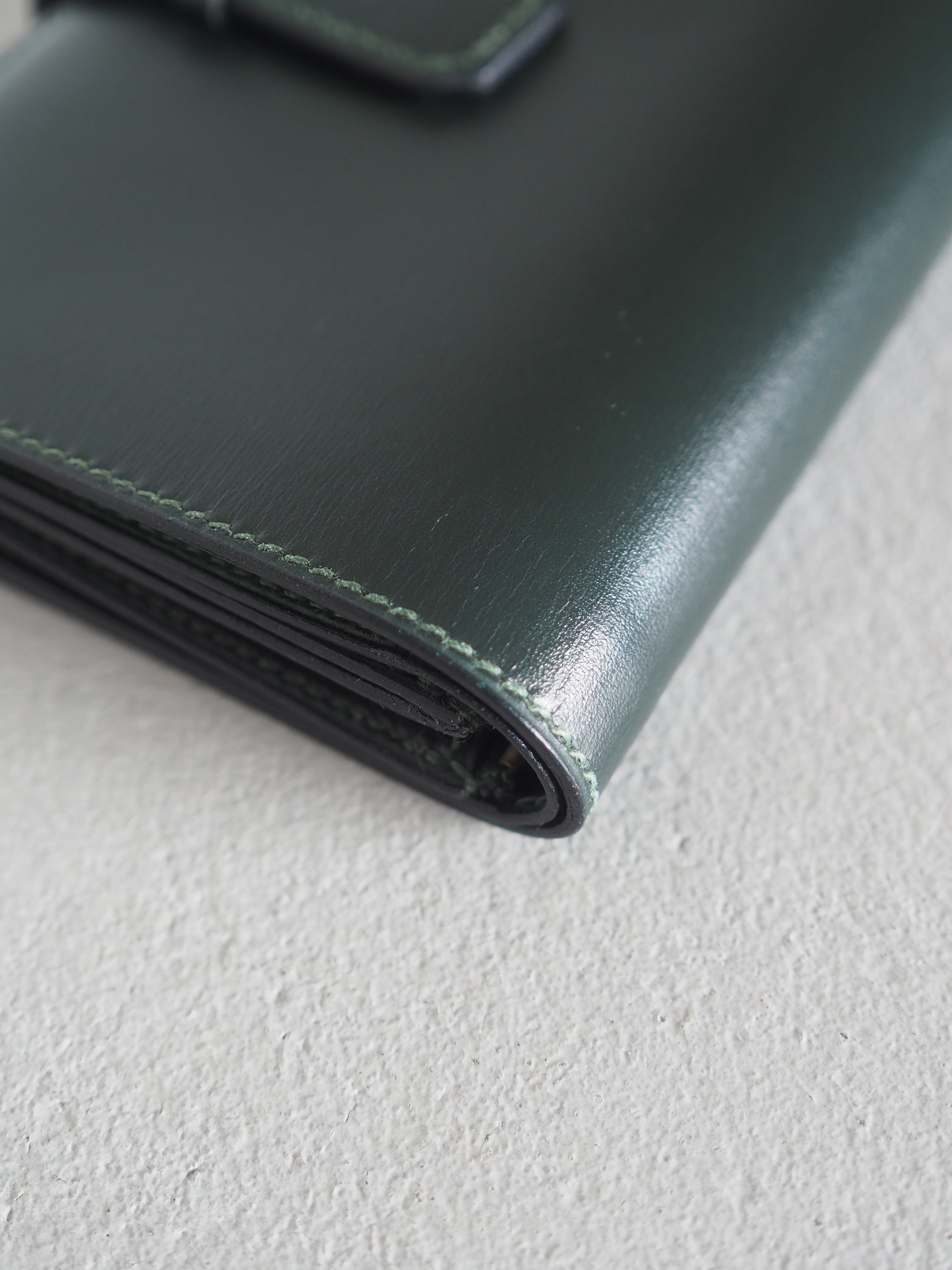 HERMÈS Jura Wallet