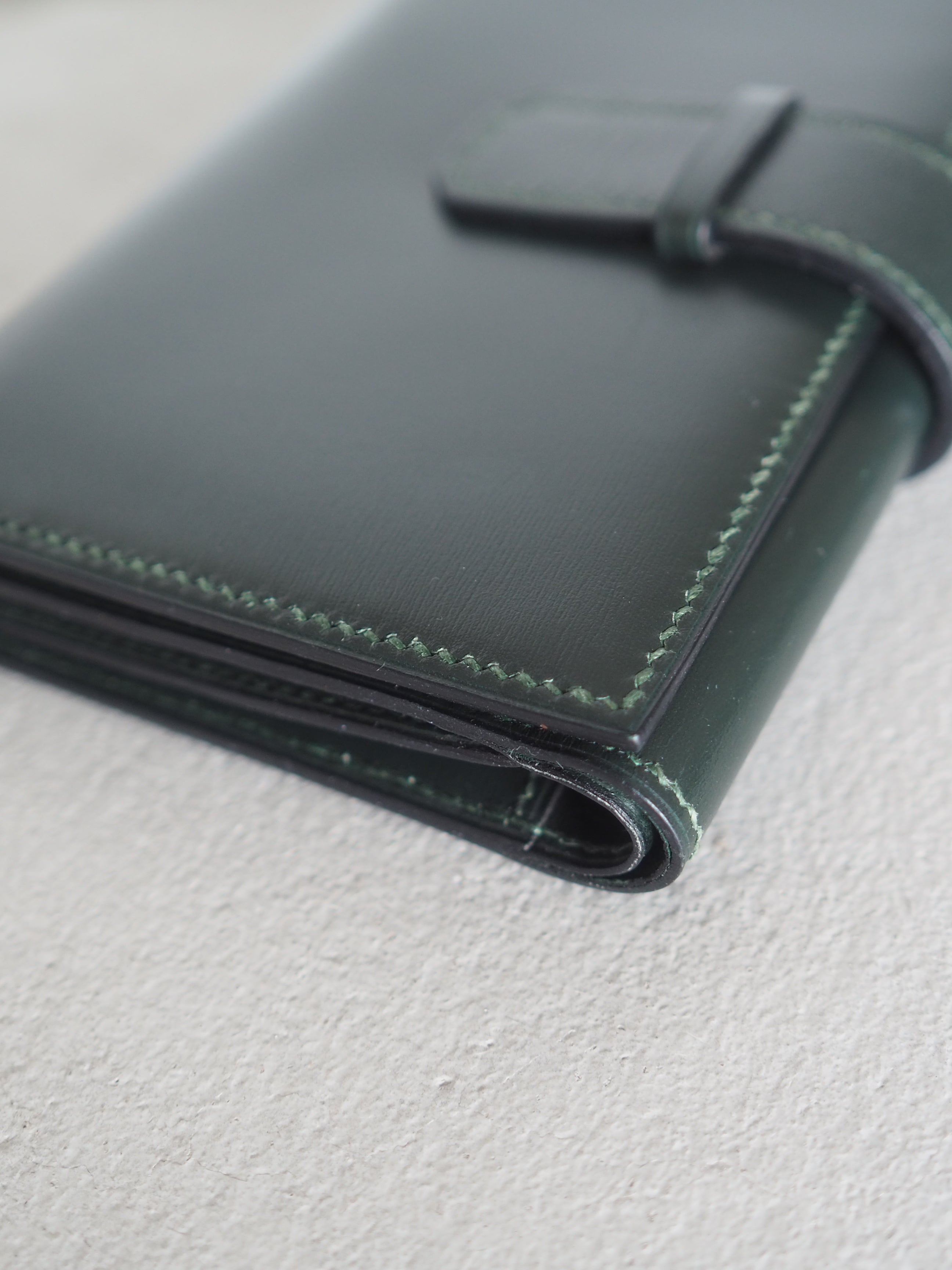 HERMÈS Jura Wallet