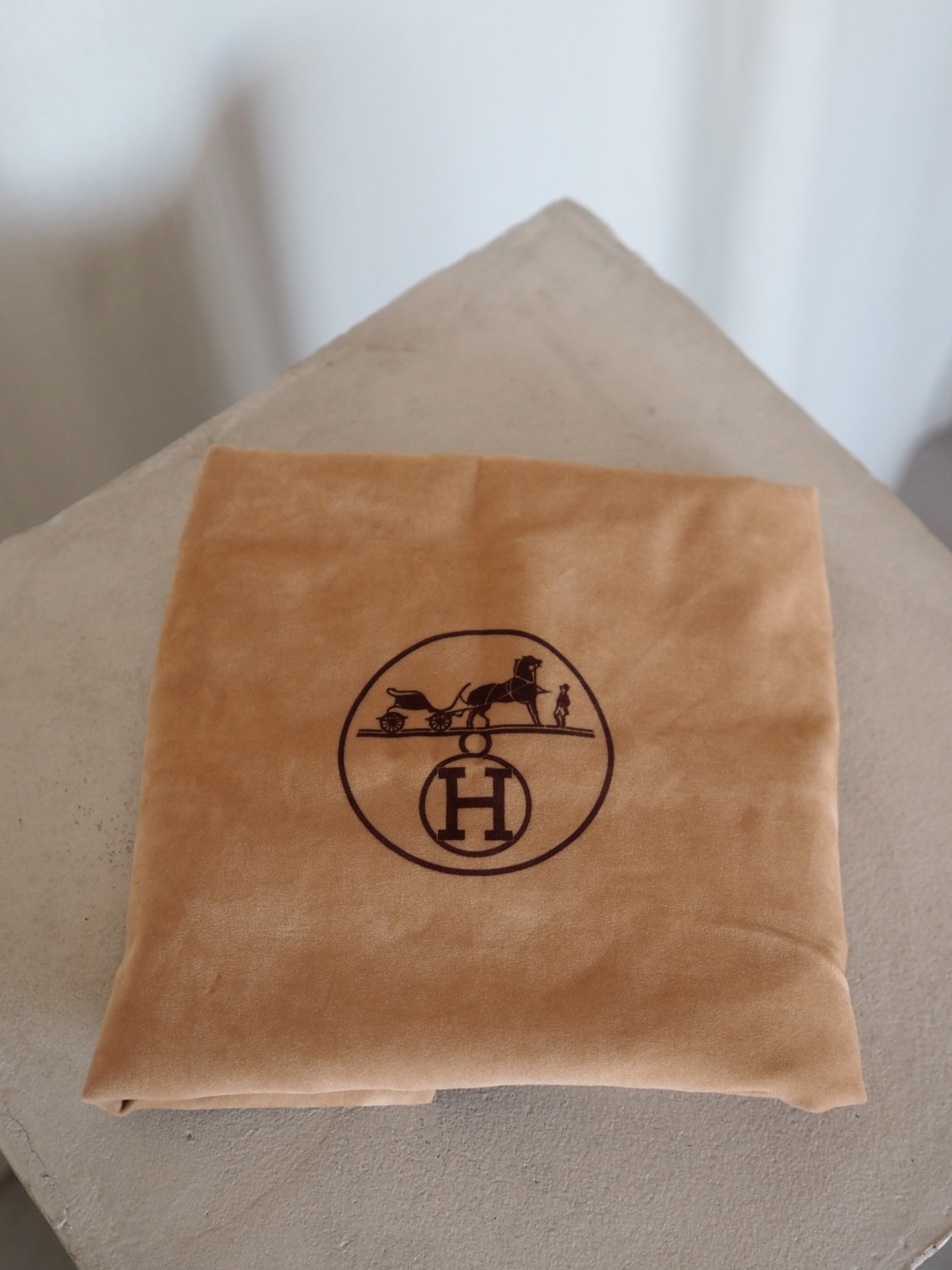 HERMÈS Martine Shoulder Bag