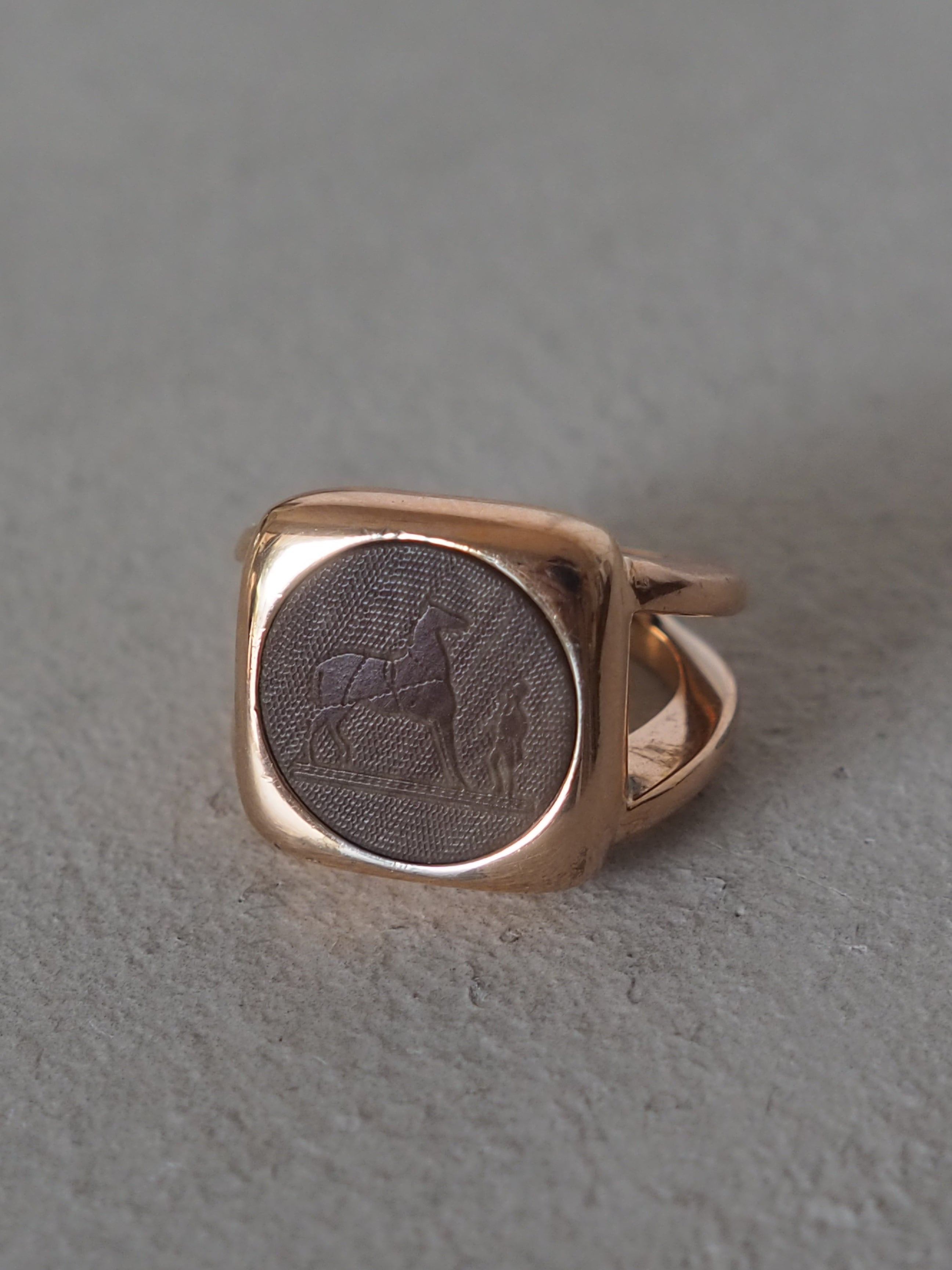 HERMÈS "Corozo" Ring