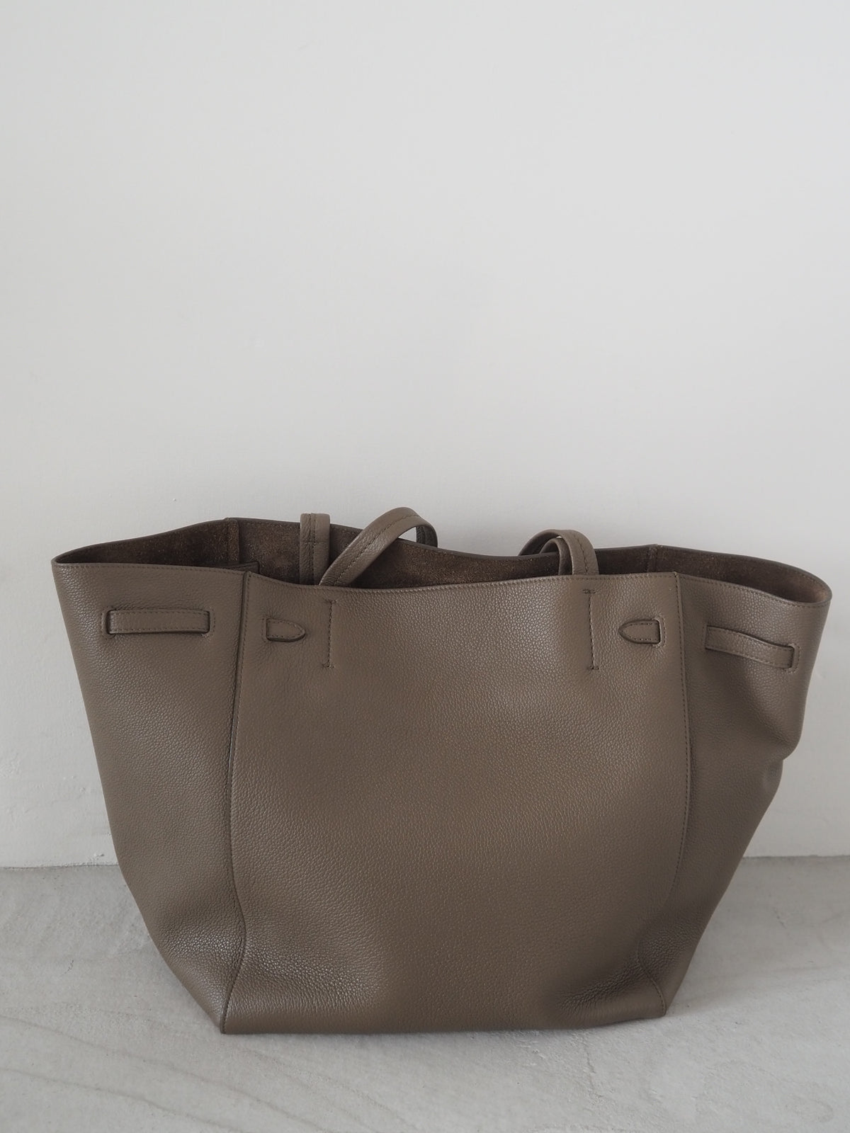 CÉLINE by Phoebe Philo Cabas Phantom Tote Bag