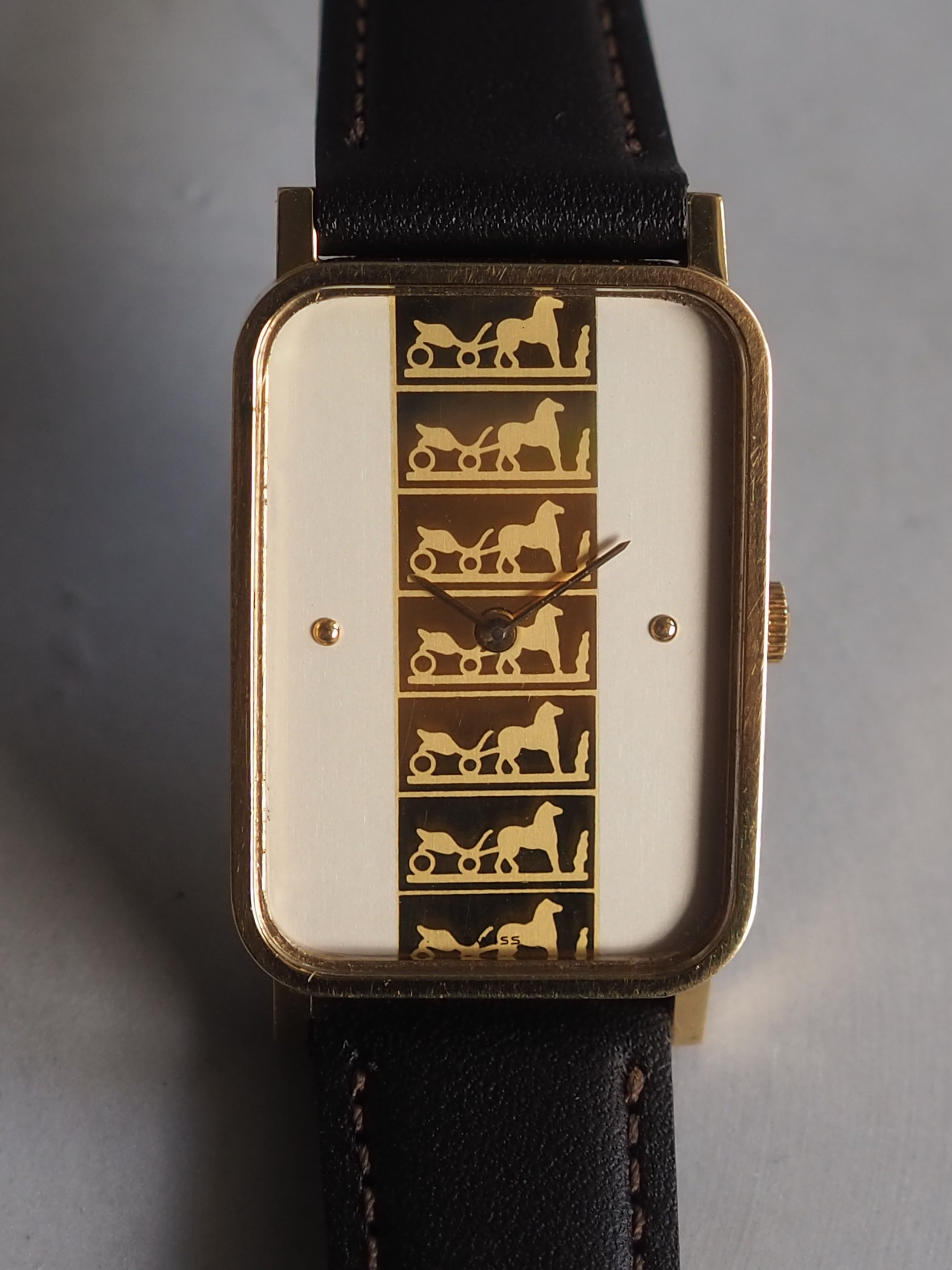 HERMÈS Carréche Watch