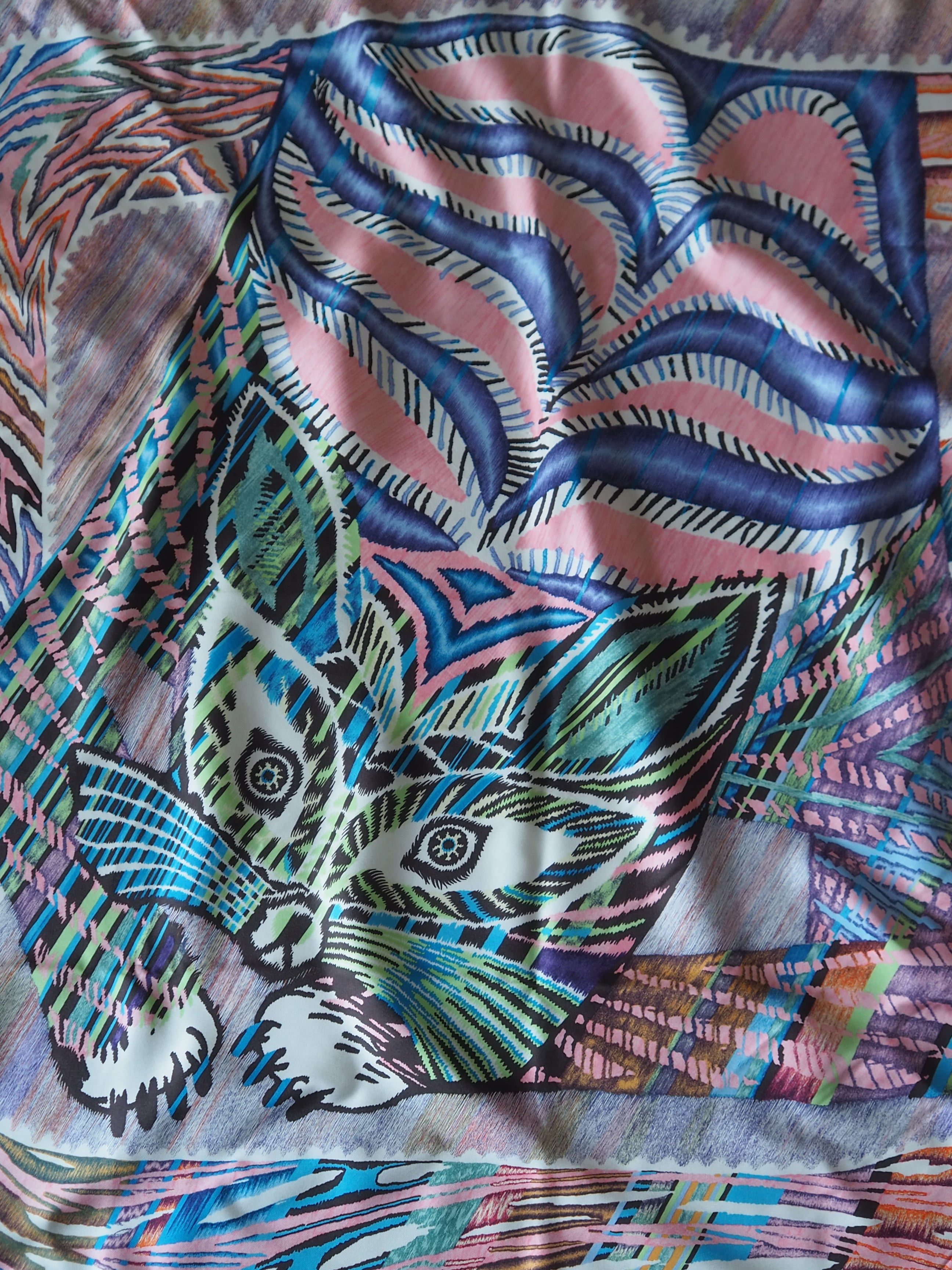 HERMES Scarf Care 90 " Le Chat Carre "