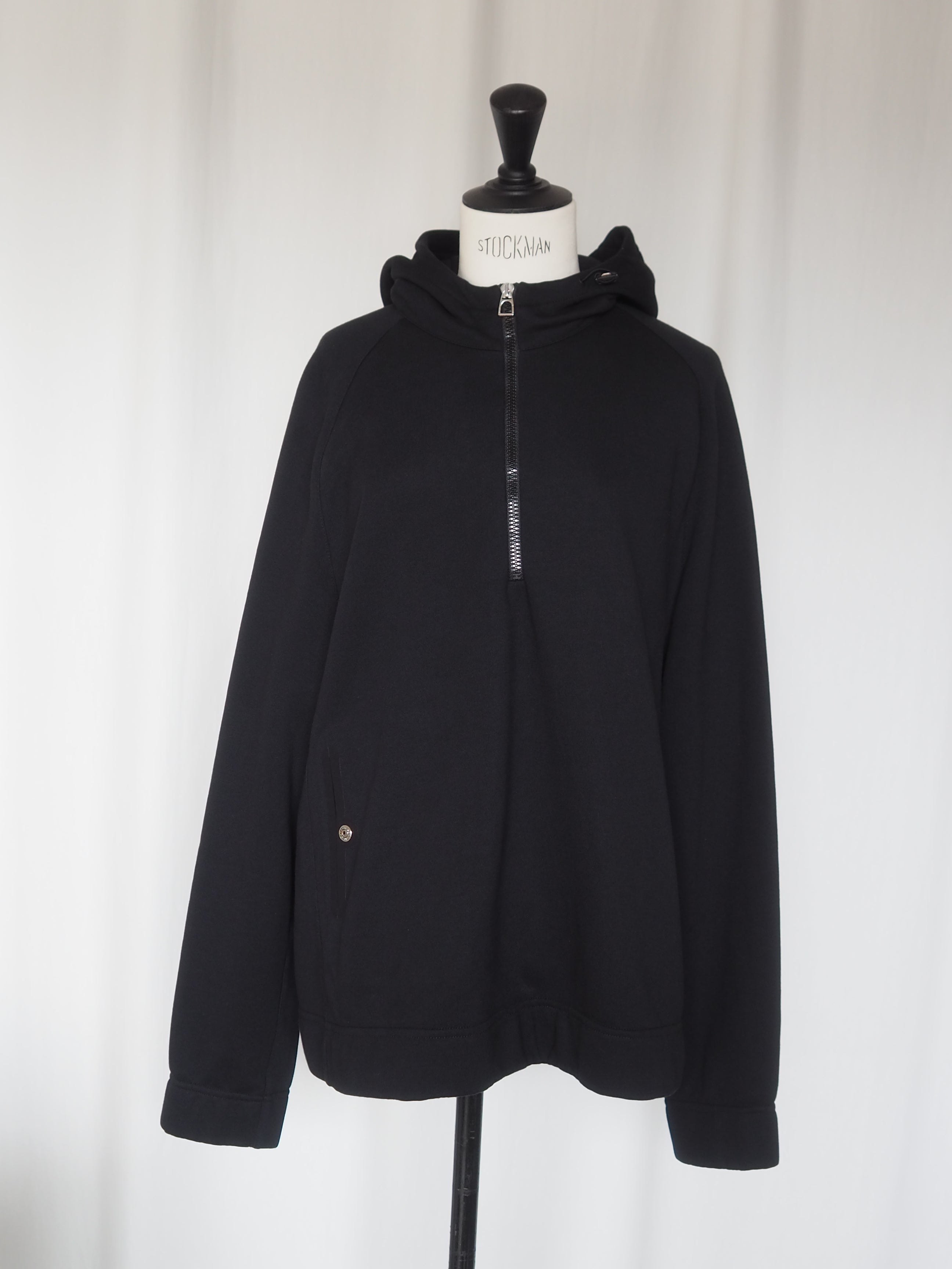 HERMÈS Sweat Top with Clou de Selle Button (XL)