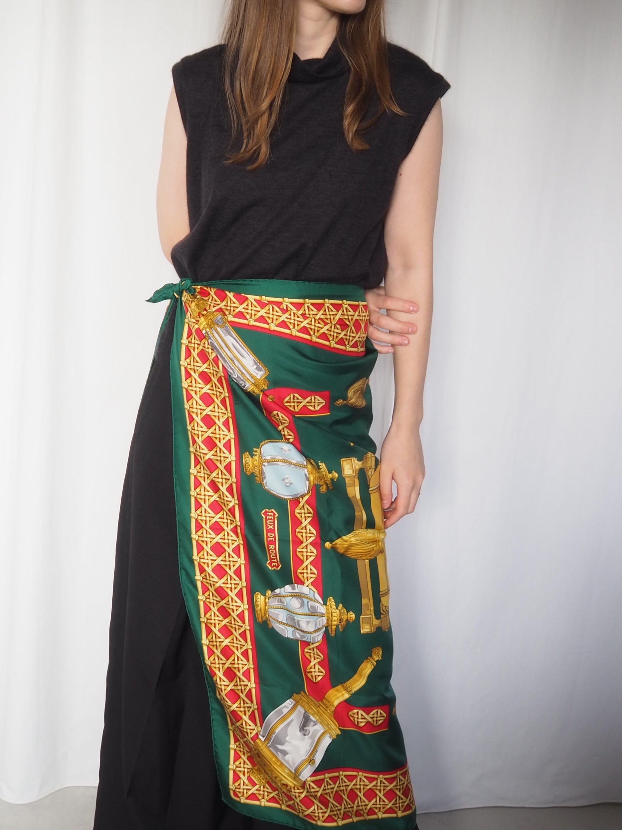 HERMES Scarf Care 90 " FEUX de Route "