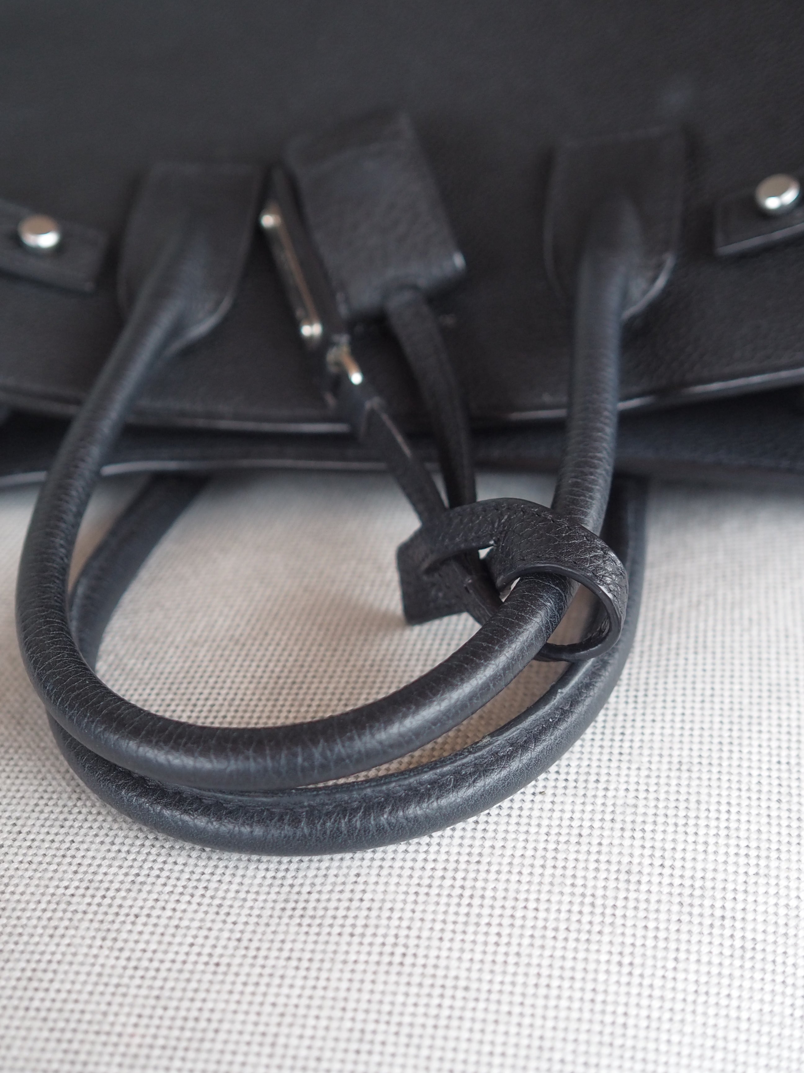 SAINT LAURENT BABY SAC DE JOUR Hand Bag