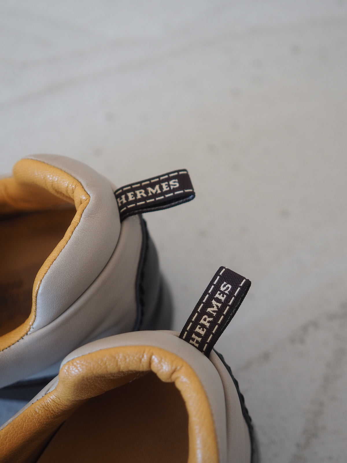 HERMÈS Leather Lace-Up Shoes