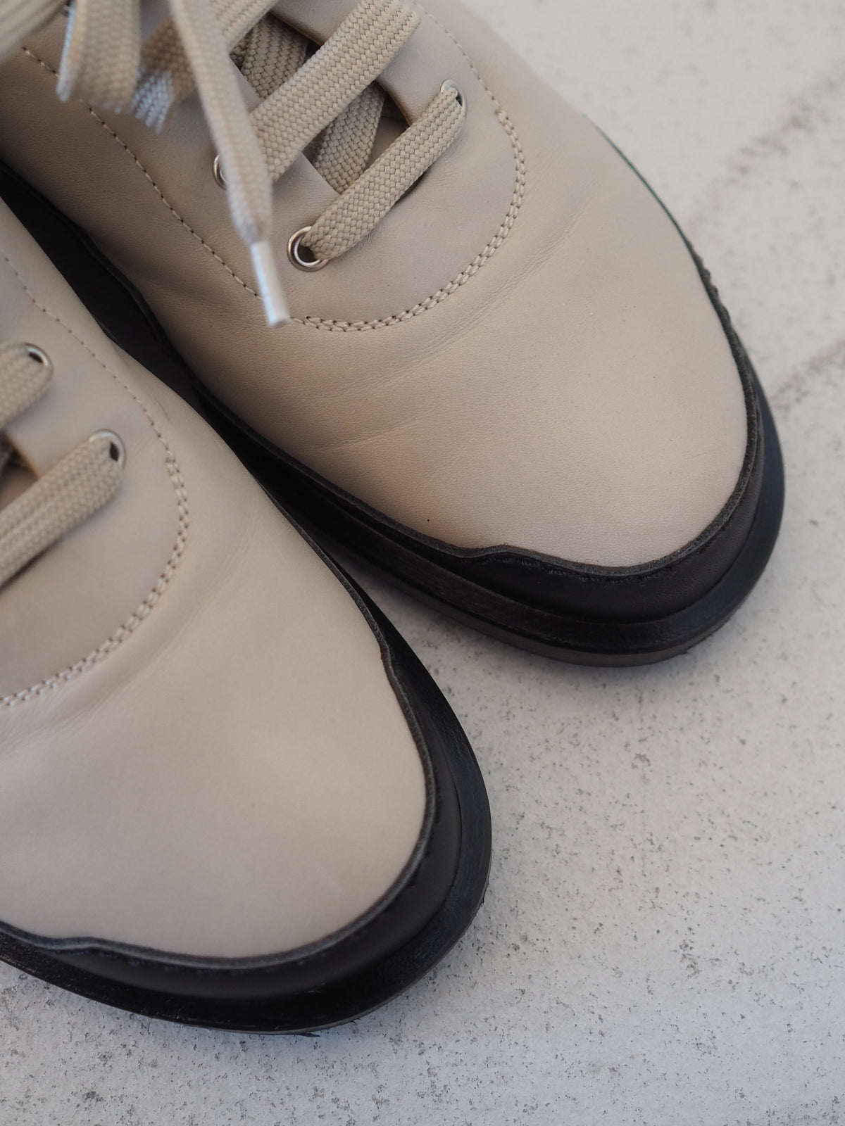 HERMÈS Leather Lace-Up Shoes