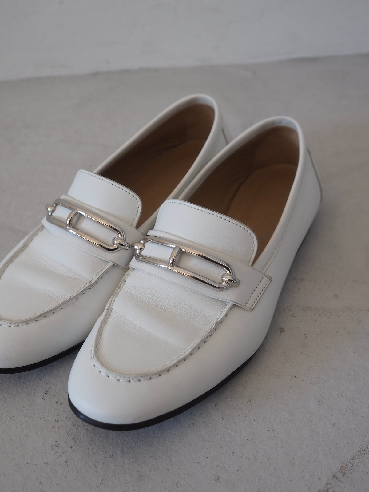HERMÈS Colette Roulis Buckle Loafers