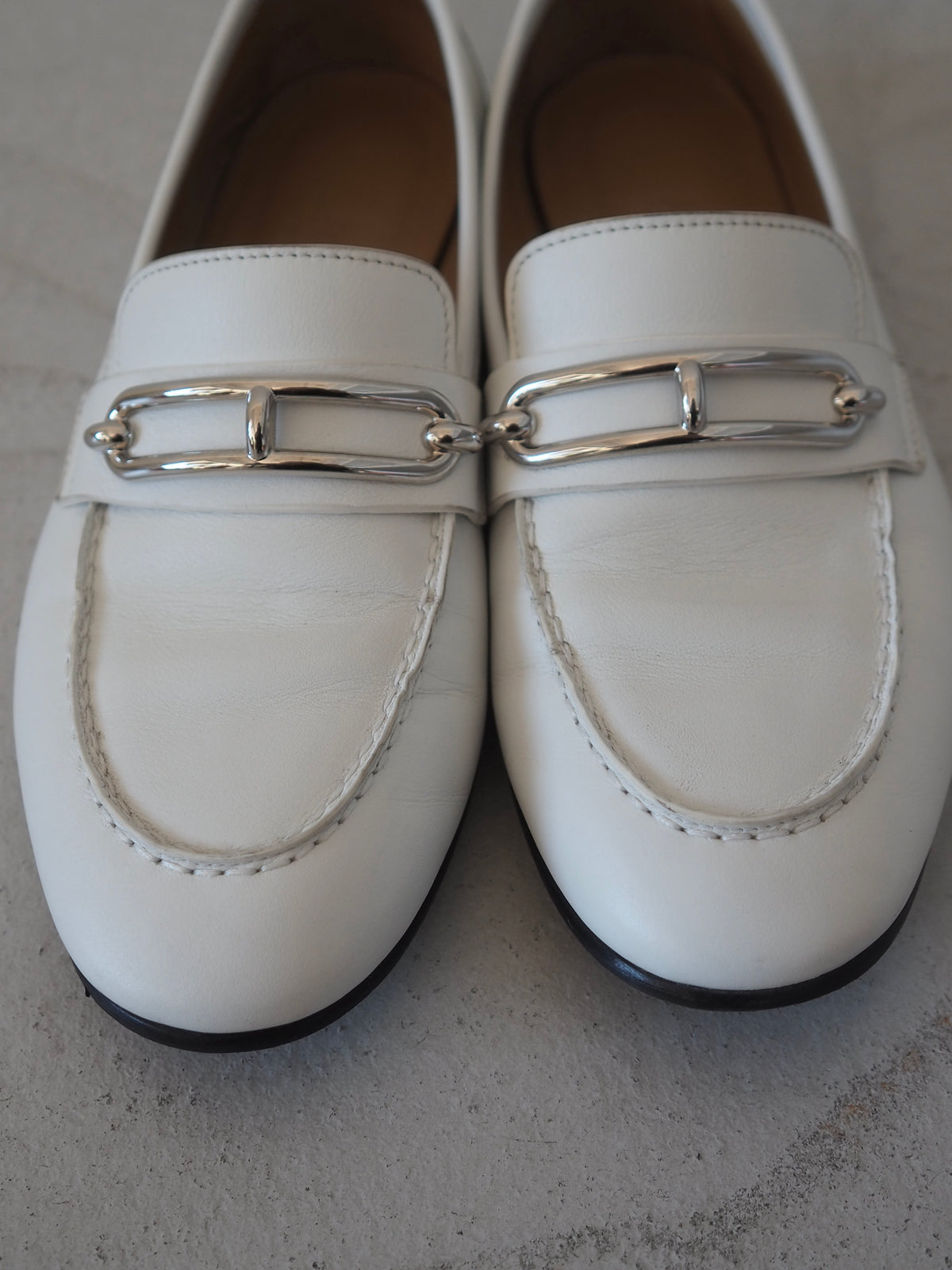 HERMÈS Colette Roulis Buckle Loafers