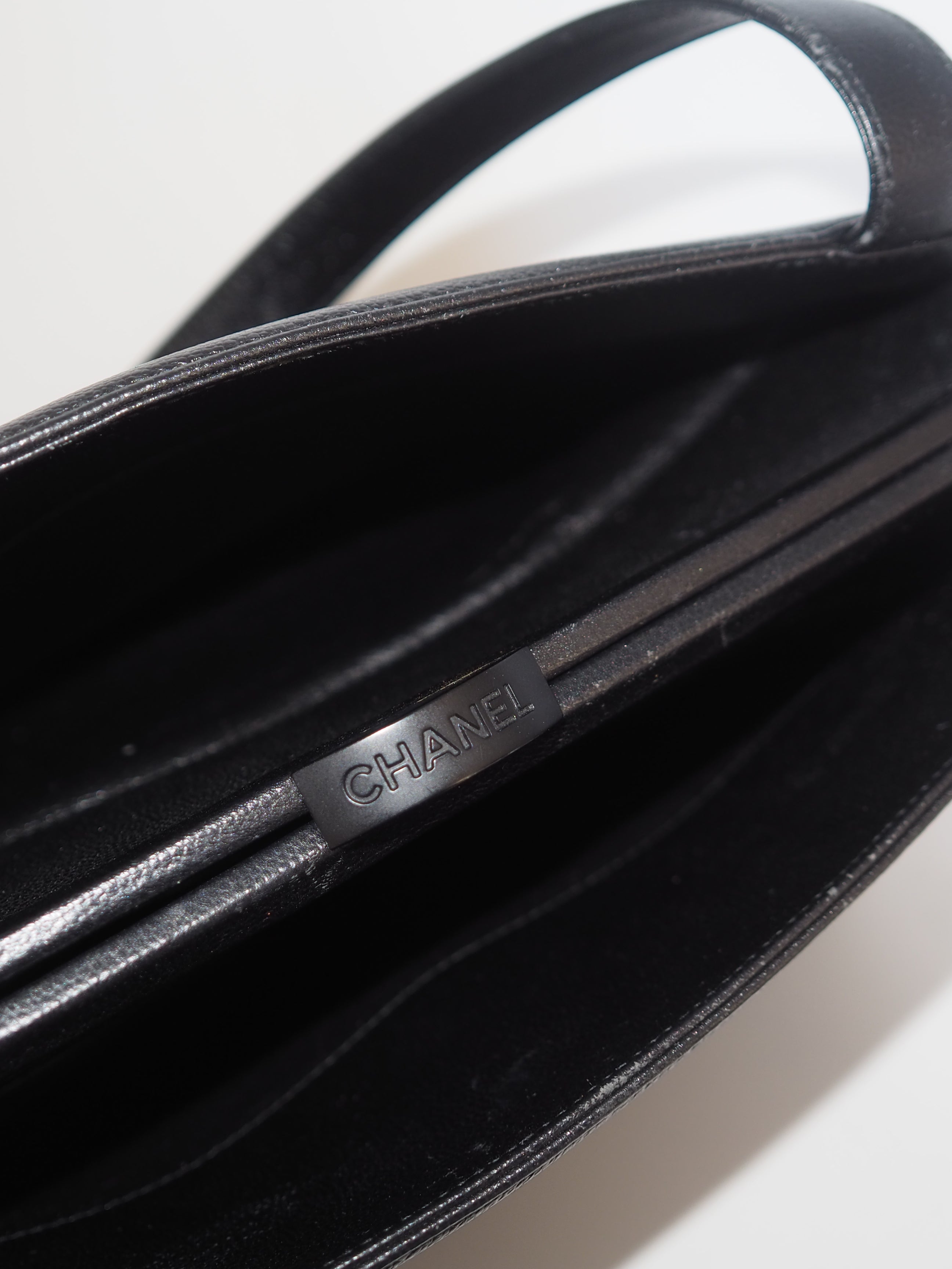 CHANEL Black Caviar Shoulder Bag