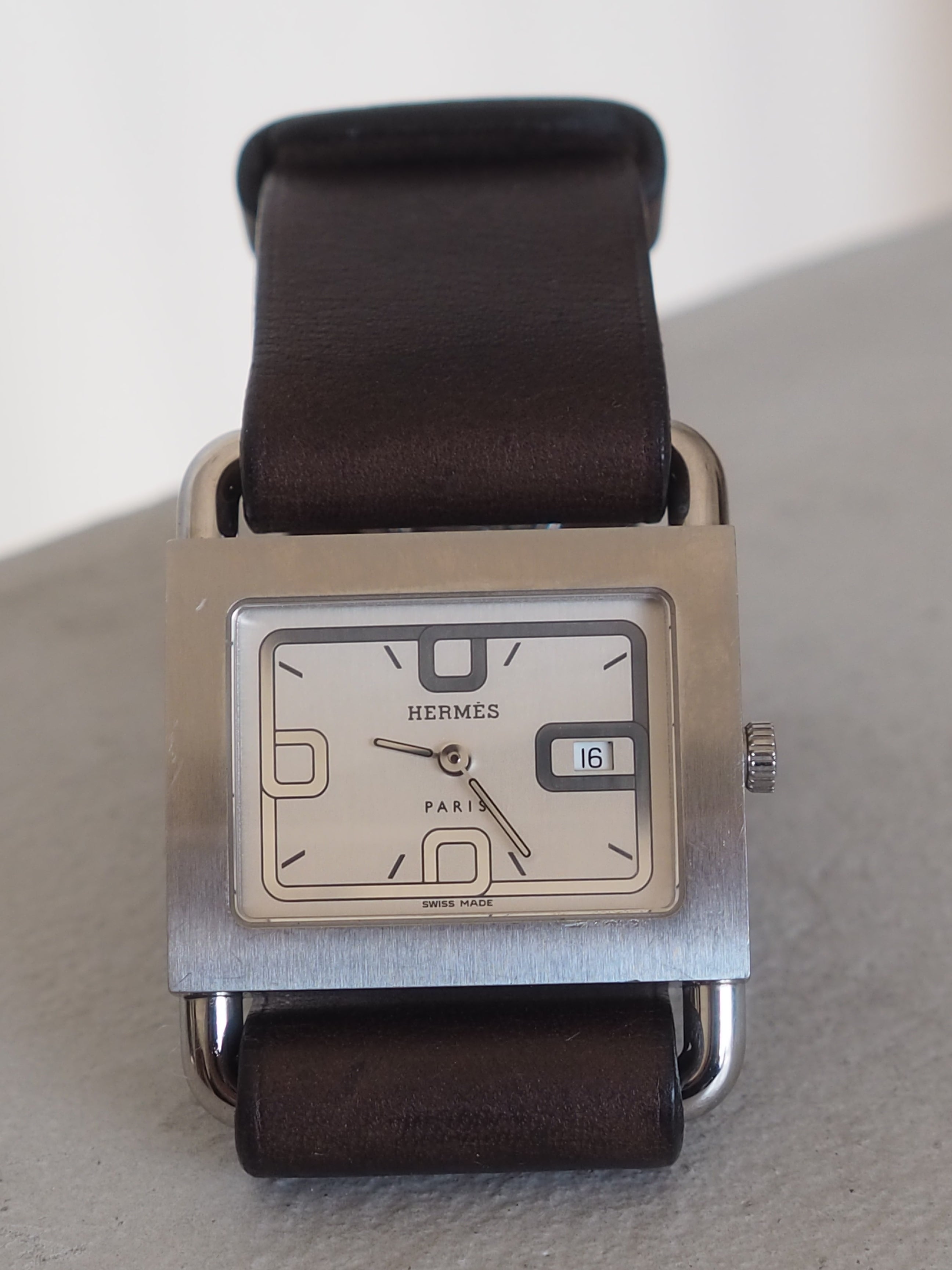 HERMÈS Barenia Watch
