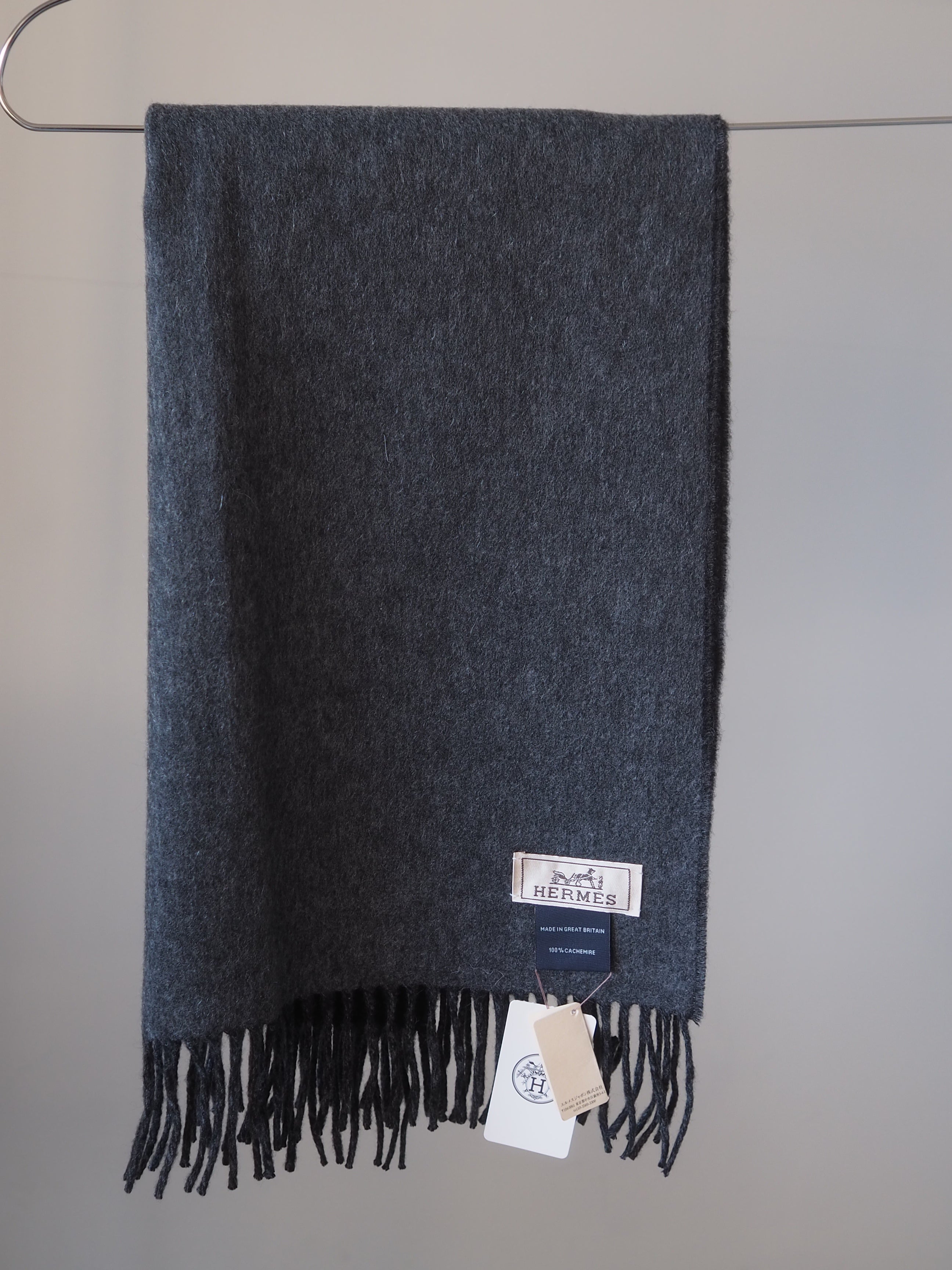 HERMÈS Reversible Bicolor Scarf