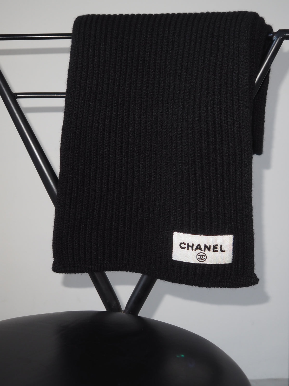 CHANEL シャネル スパンコール ロゴ ストール マフラー ブラック 