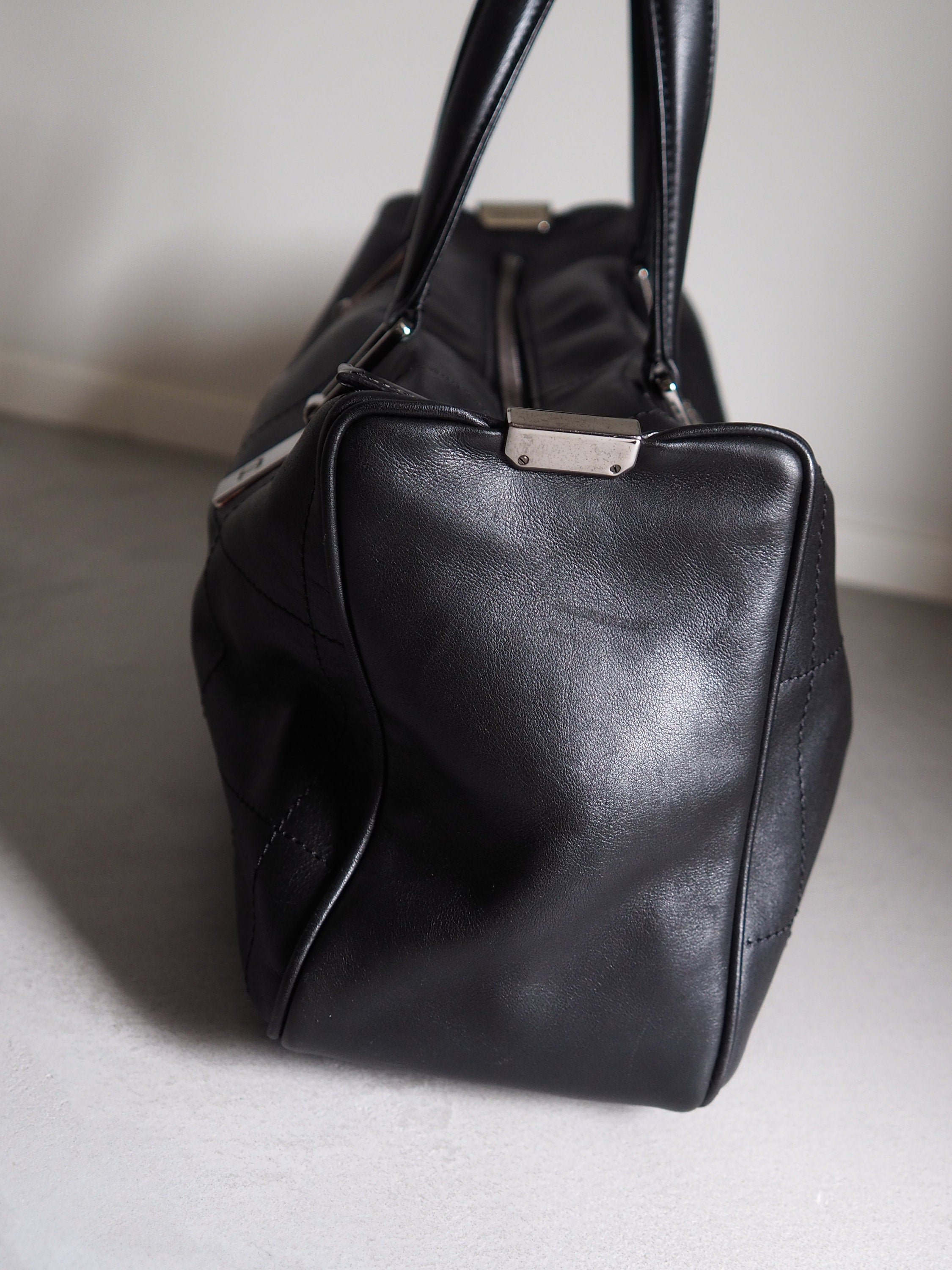 CHANEL Chocolate bar Hand Boston Bag Black Leather Silver Metal Vintage Authentic