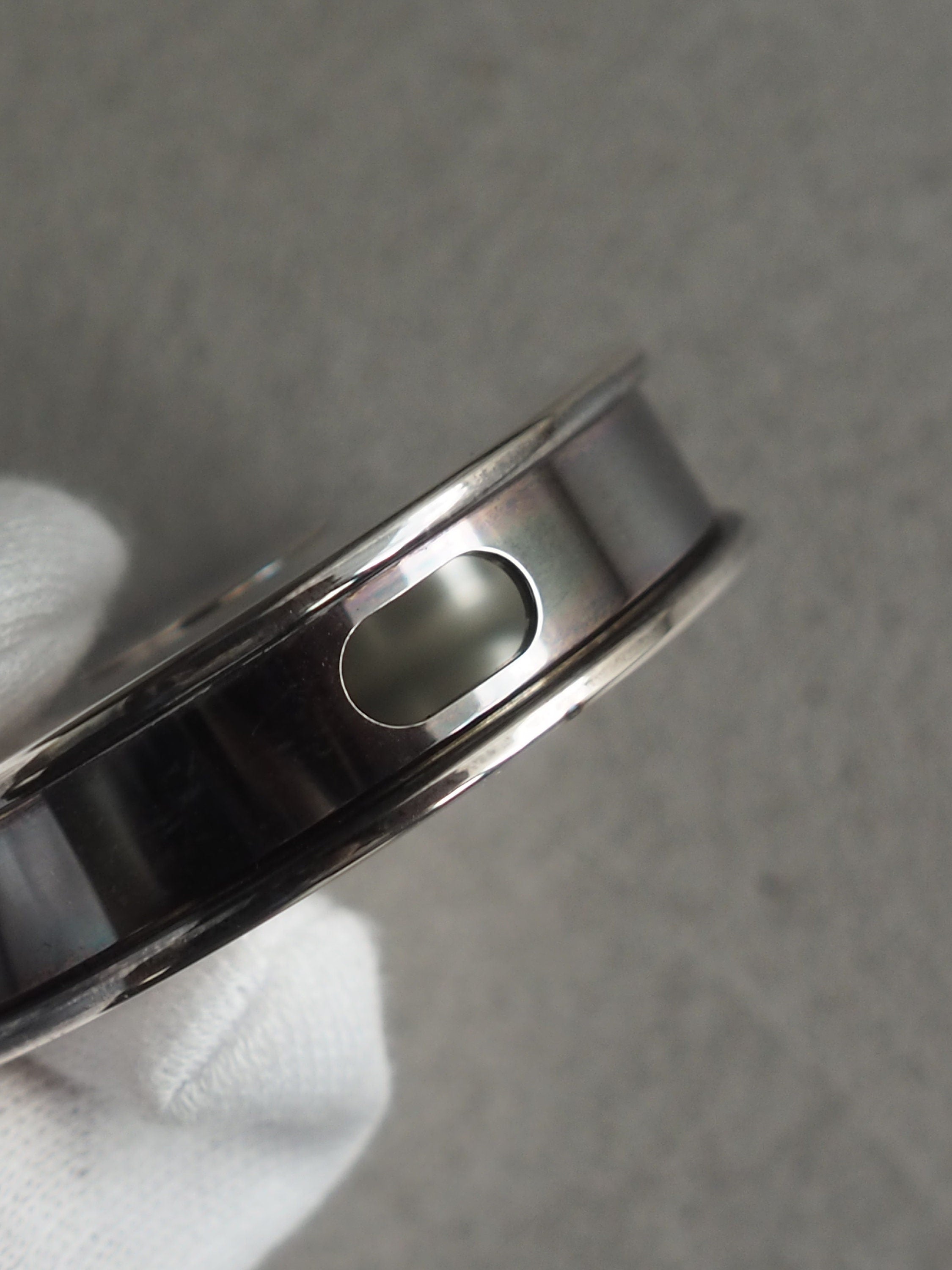 HERMES Pill case Clou de Selle Silver Metal Vintage Authentic