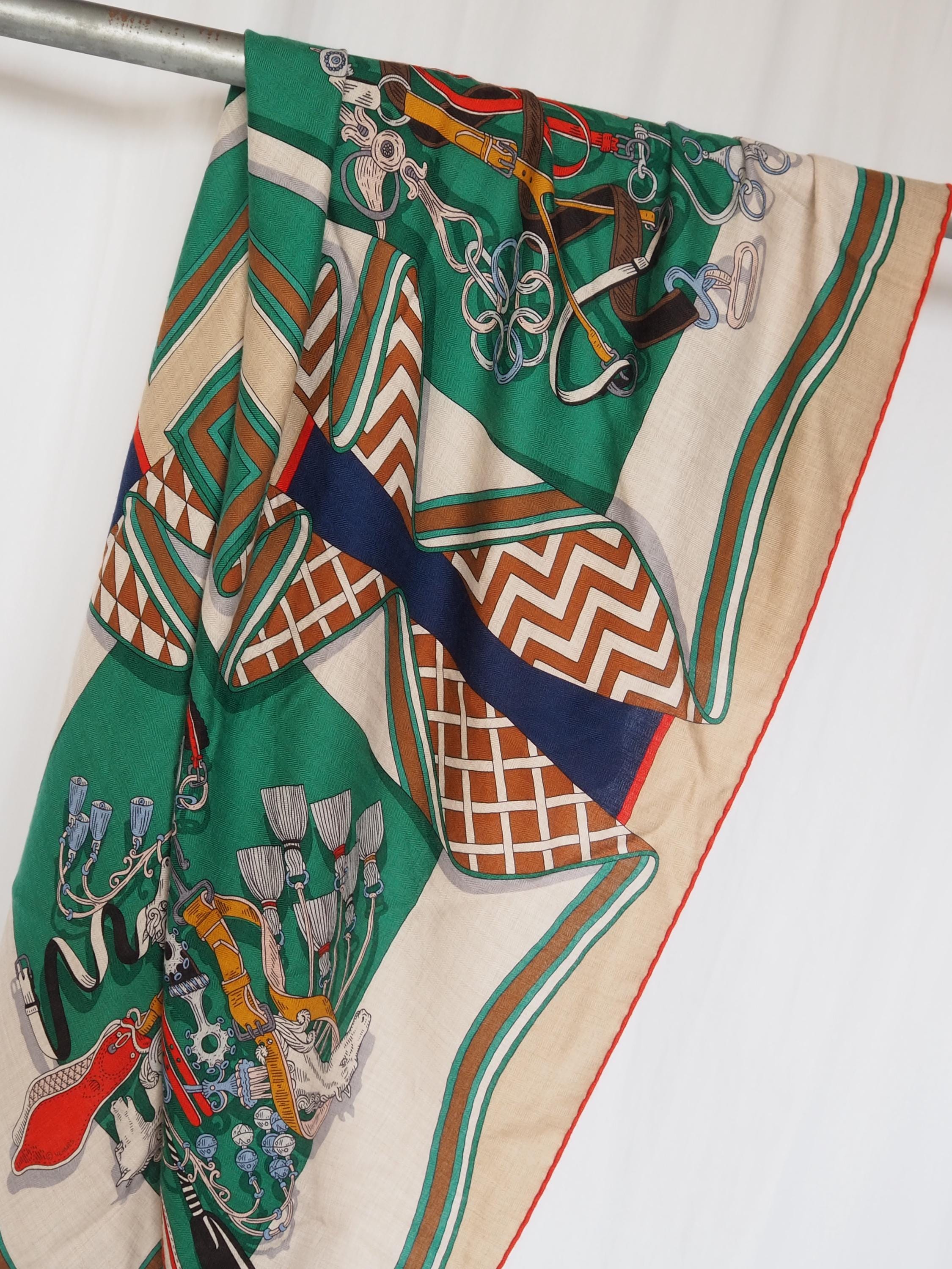 HERMES Triangle geant Cashmere Silk “ Bouquets Sellier “ Triangle Scarf Green Brown Orange Vintage Authentic