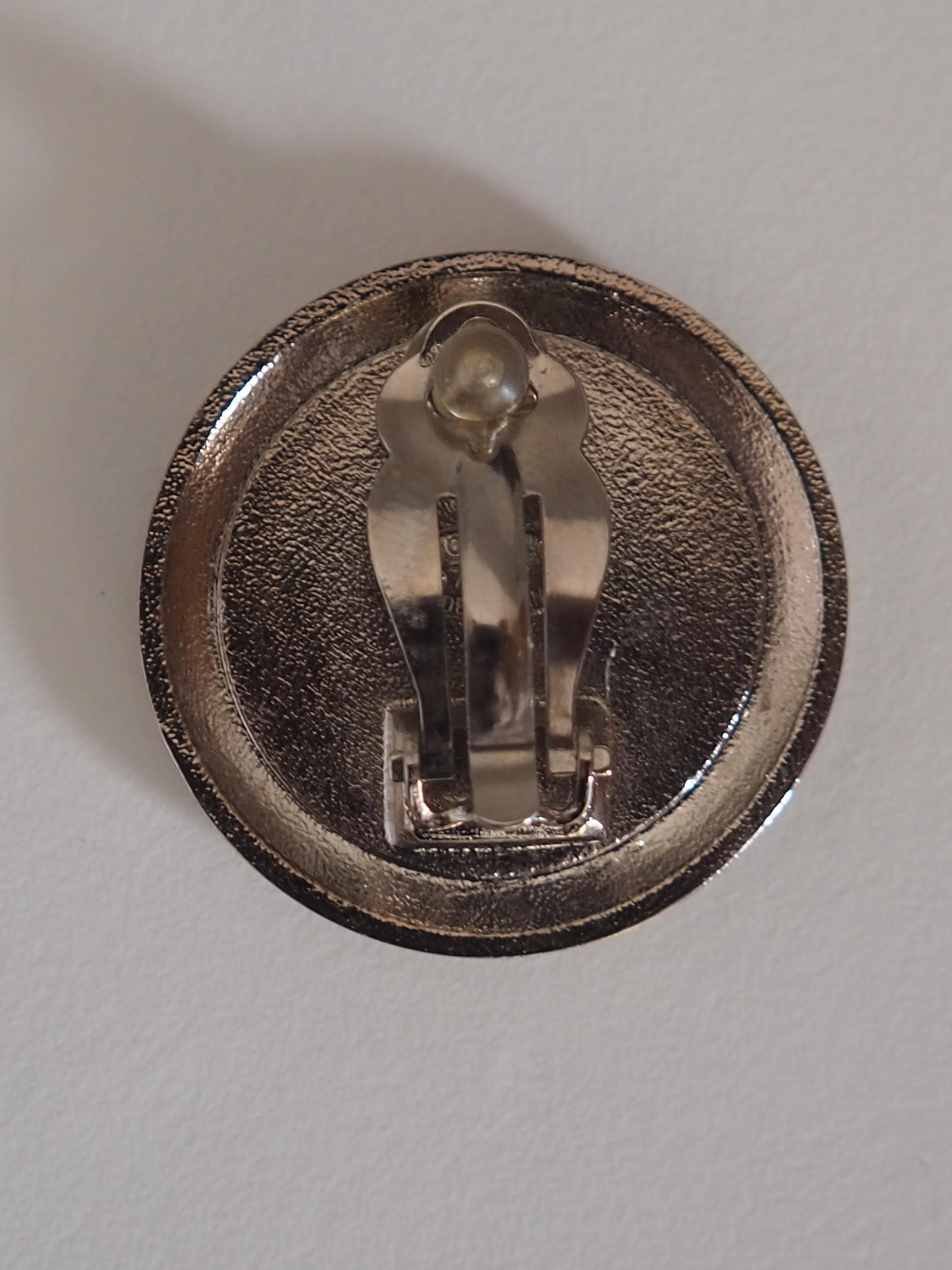 CHANEL COCO Mark Round Clip-on Earrings Silver Gold Black Color Vintage Authentic