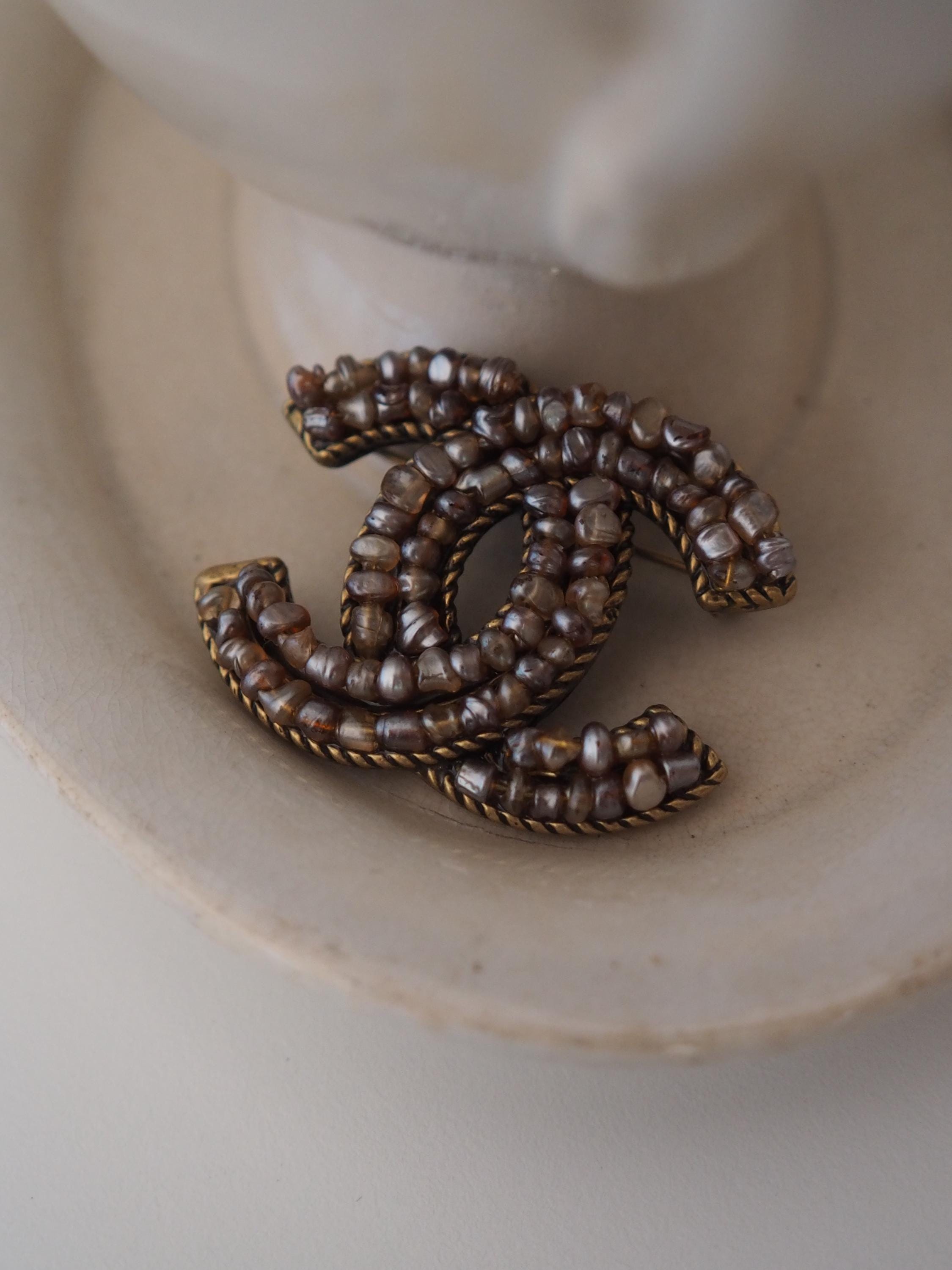 CHANEL COCO Mark Pearl Brooch Metal Gold Color Vintage Authentic