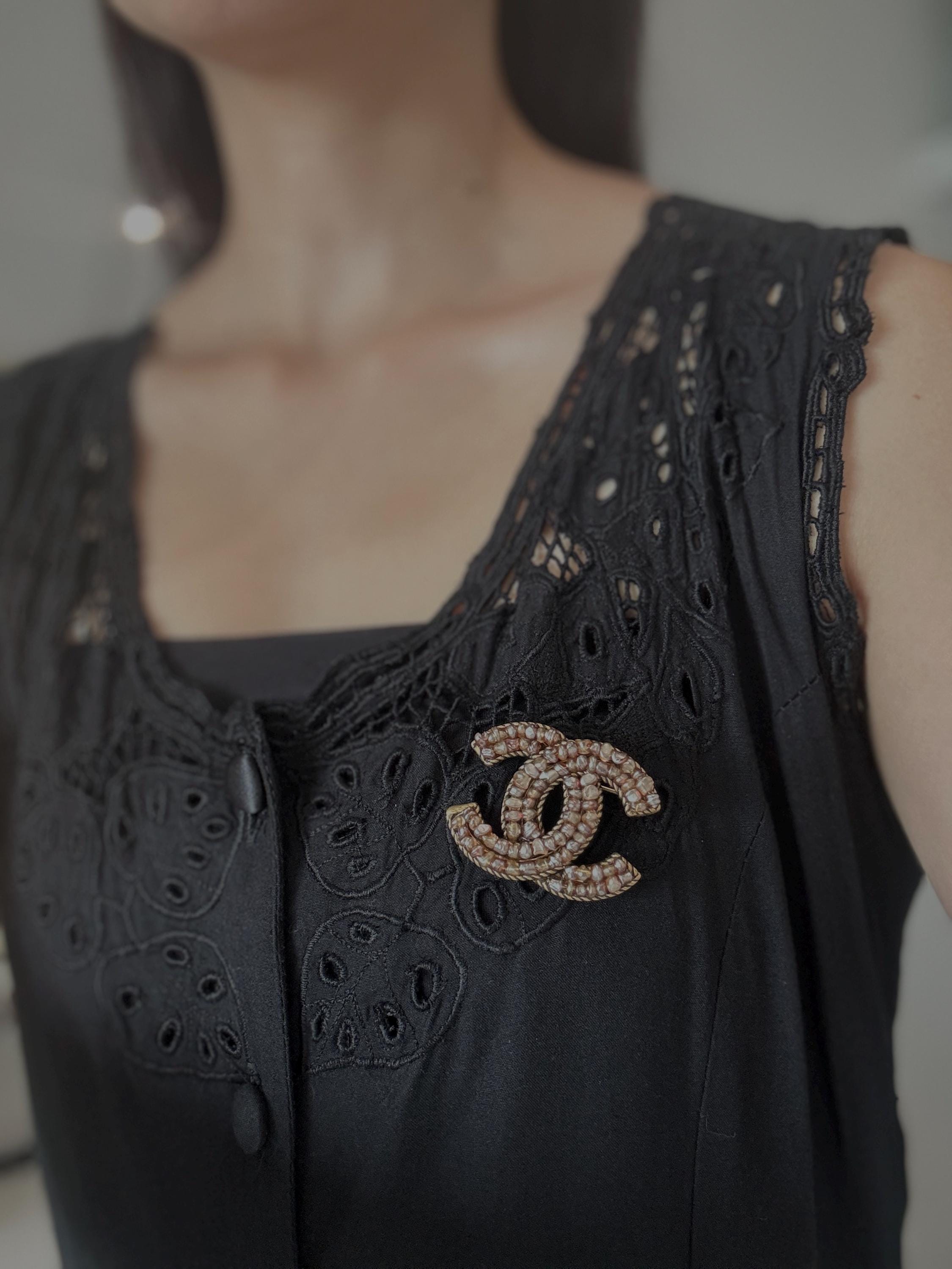 CHANEL COCO Mark Pearl Brooch Metal Gold Color Vintage Authentic