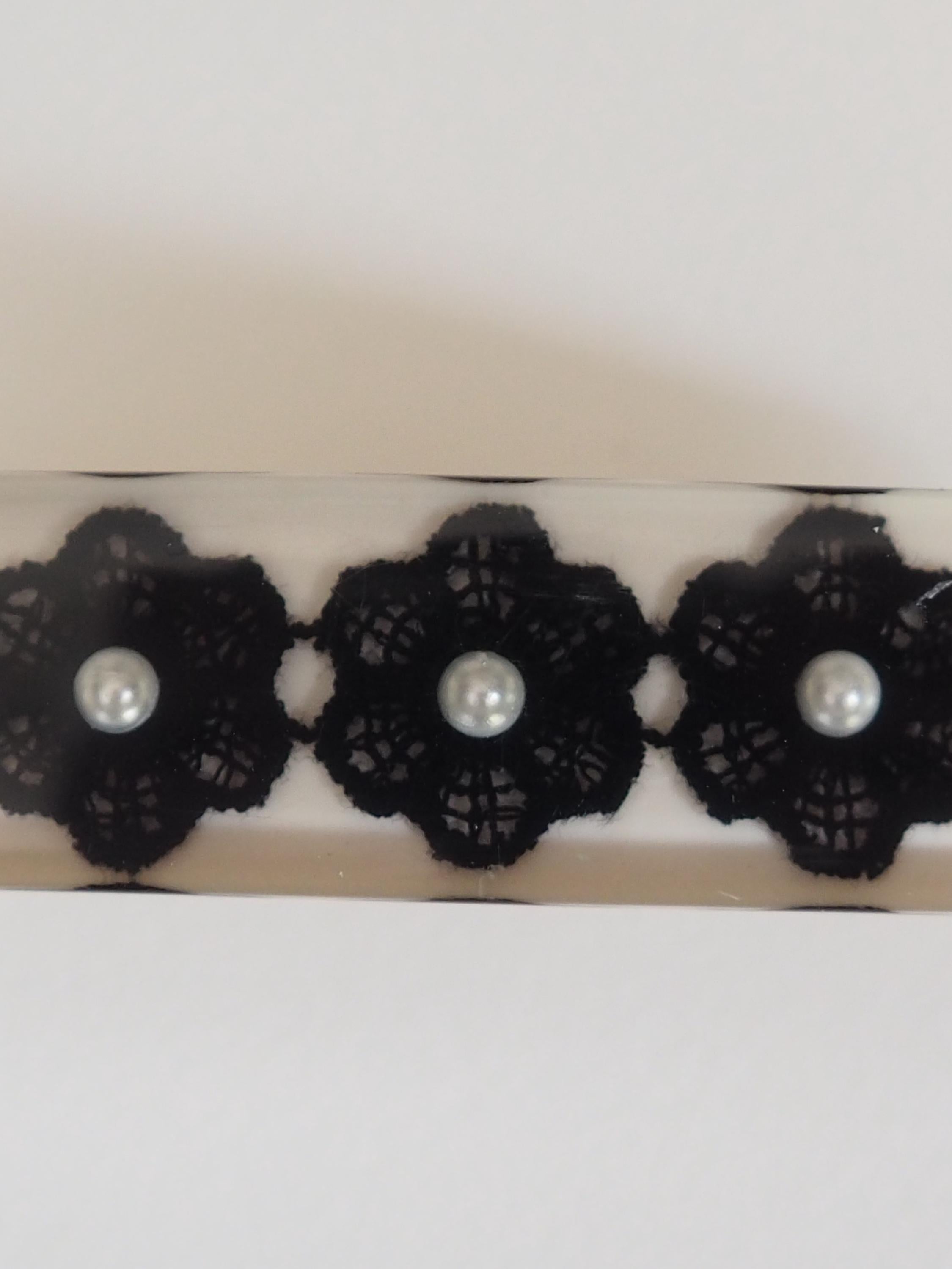 CHANEL COCO Mark Flower Lace Hair Barrette White Black Vintage Authentic