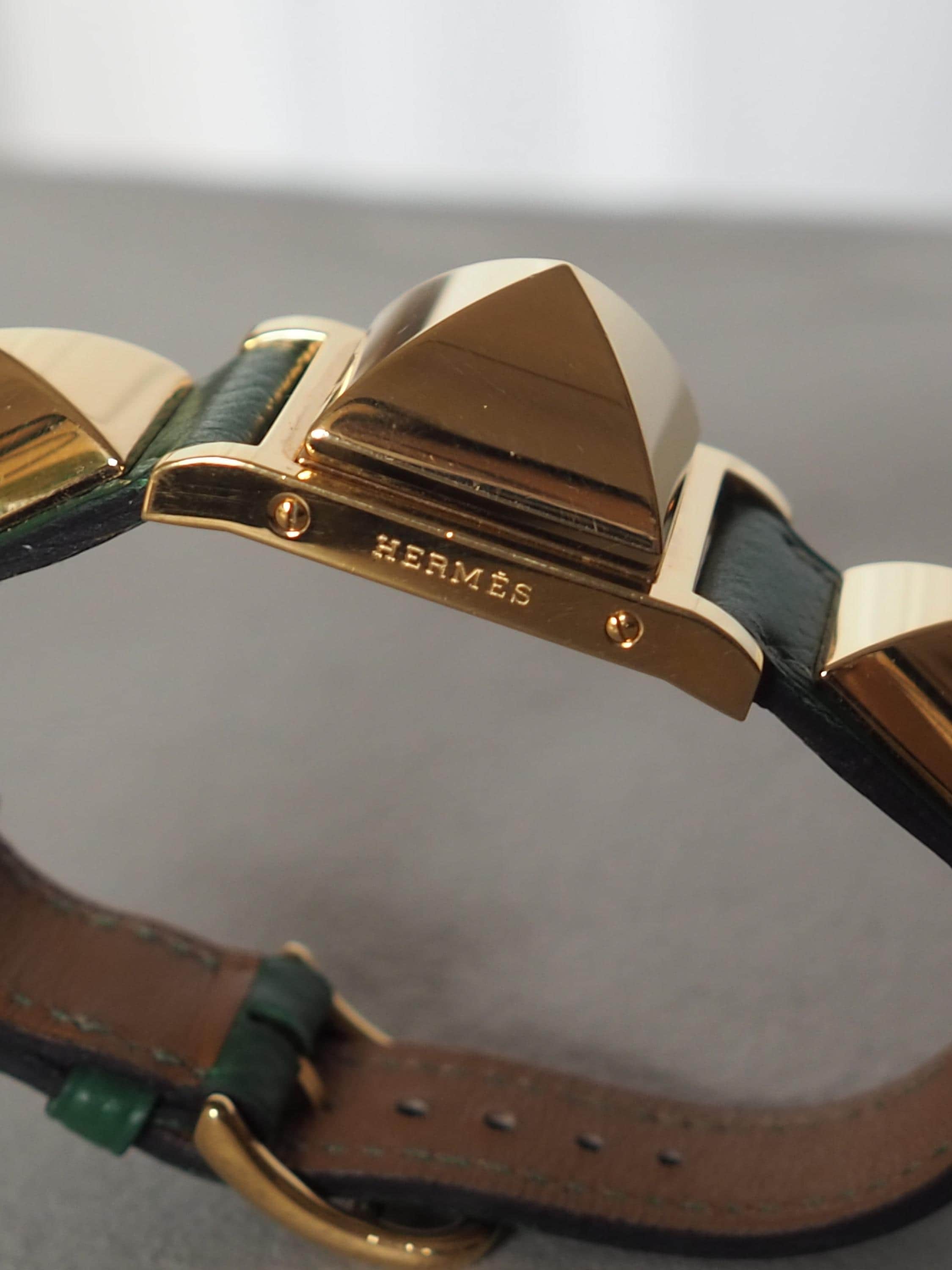 HERMES Medor Watch Wristwatch Stud Green Leather Gold Color Ladies Unisex Vintage Authentic Box