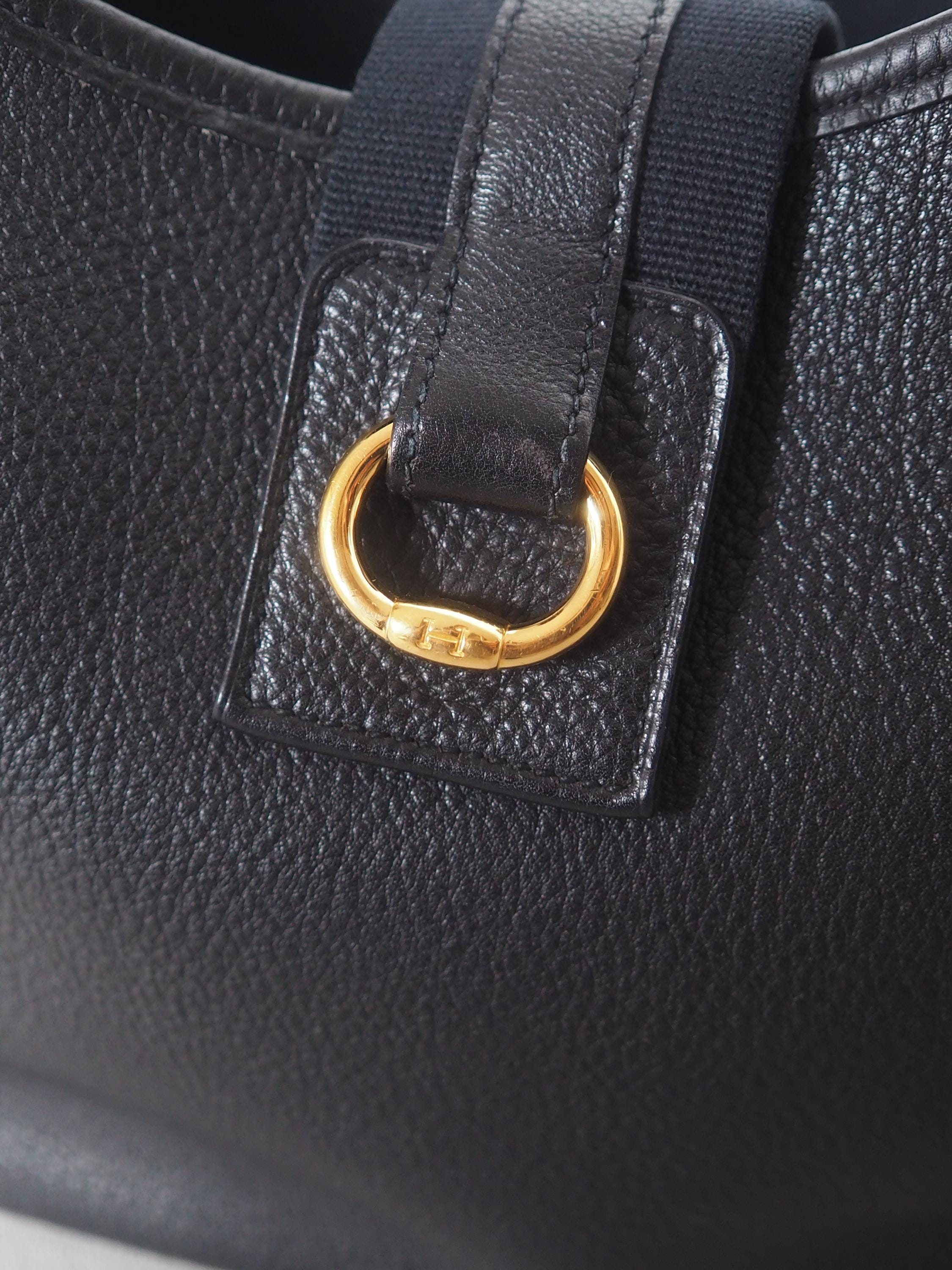 HERMES Sako Shoulder Bag Leather Black/Gold Fittings Authentic Vintage