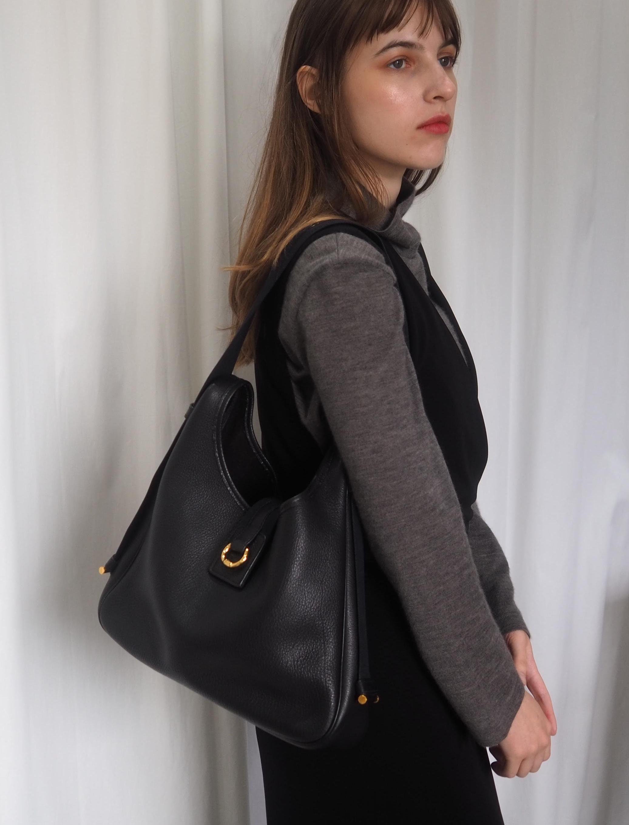 HERMES Sako Shoulder Bag Leather Black/Gold Fittings Authentic Vintage