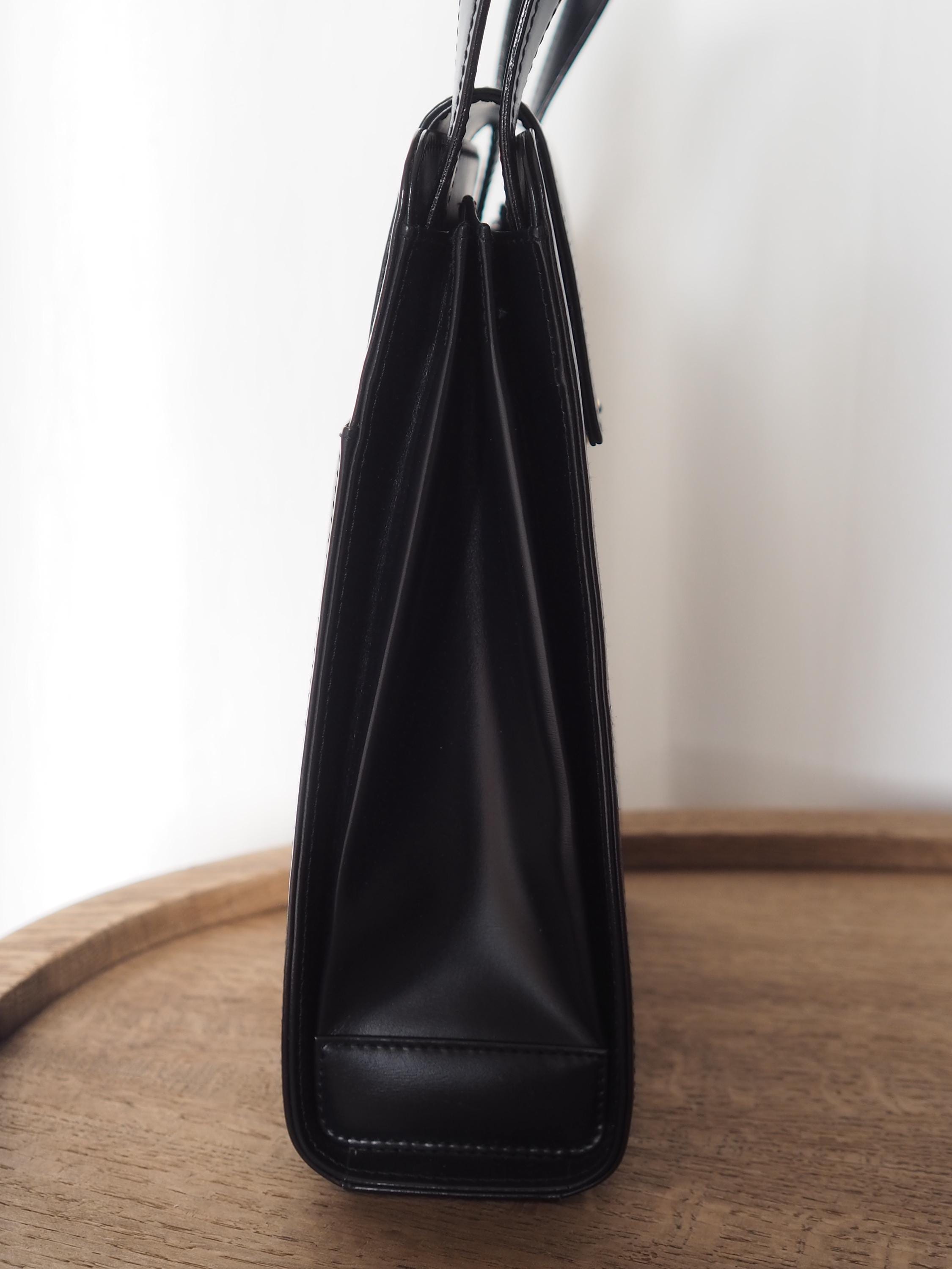 Cartier Sapphire line Hand bag Navy Leather Vintage Authentic