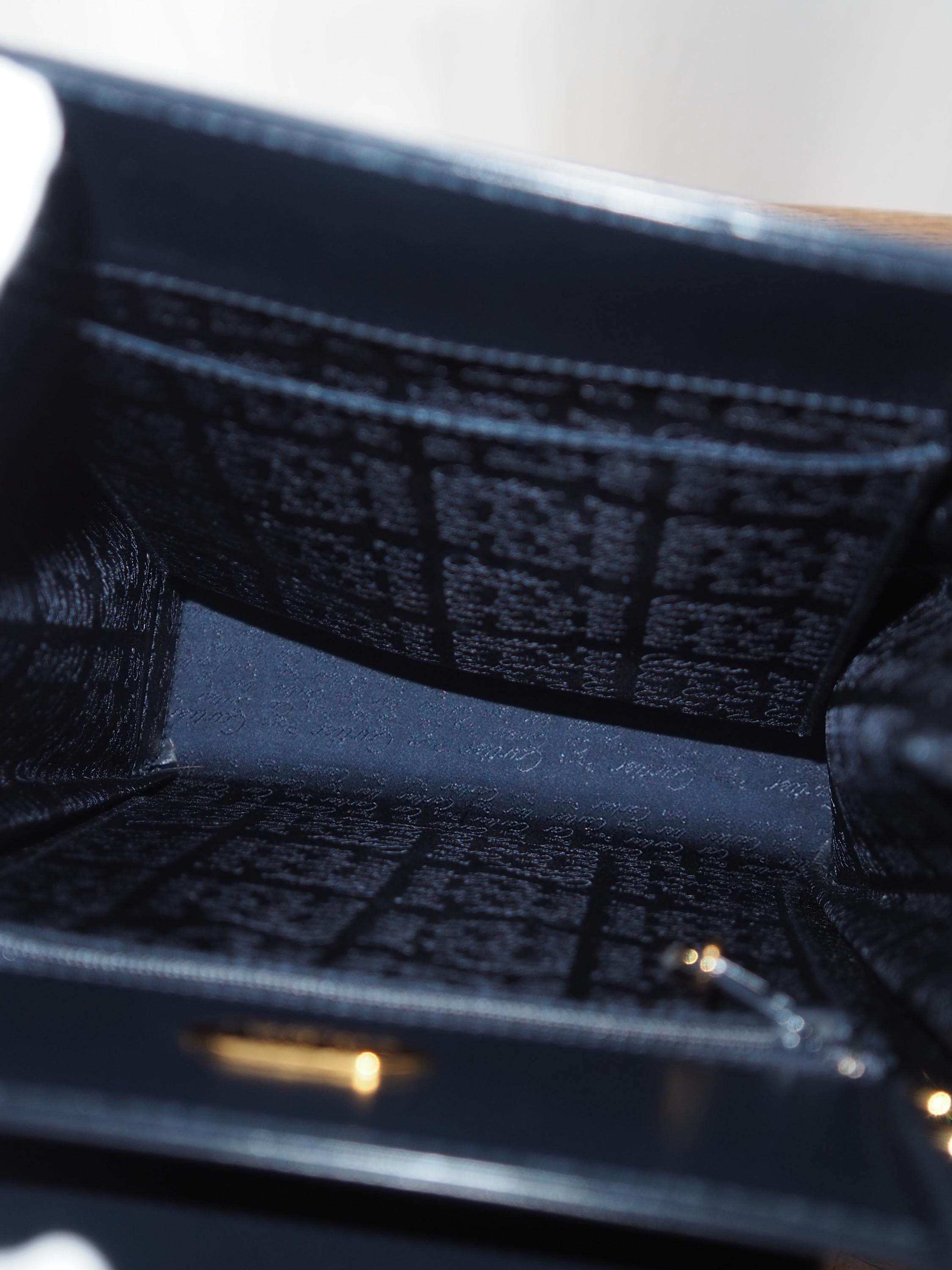 Cartier Sapphire line Hand bag Navy Leather Vintage Authentic