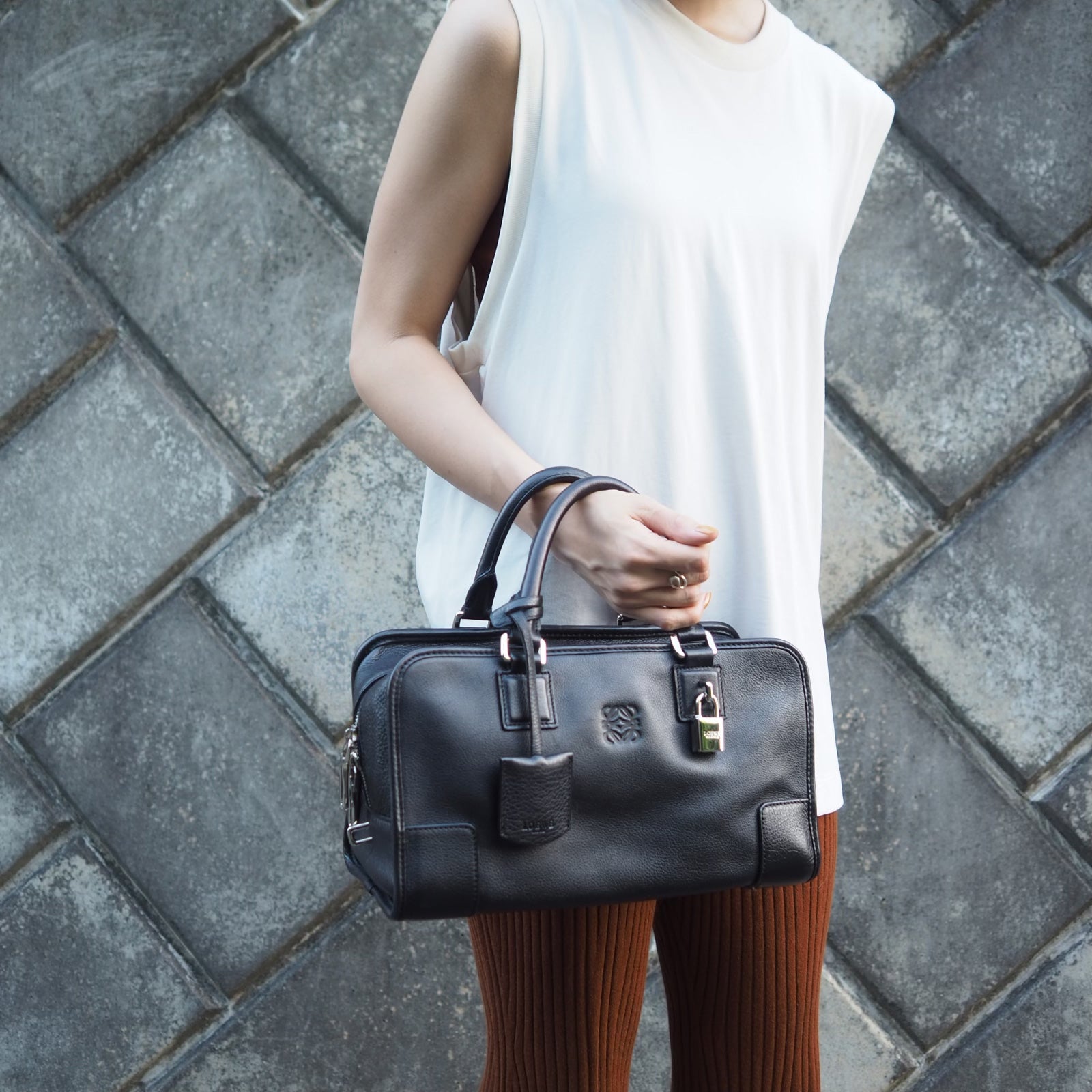 LOEWE Amasona 28 Anagram handbag