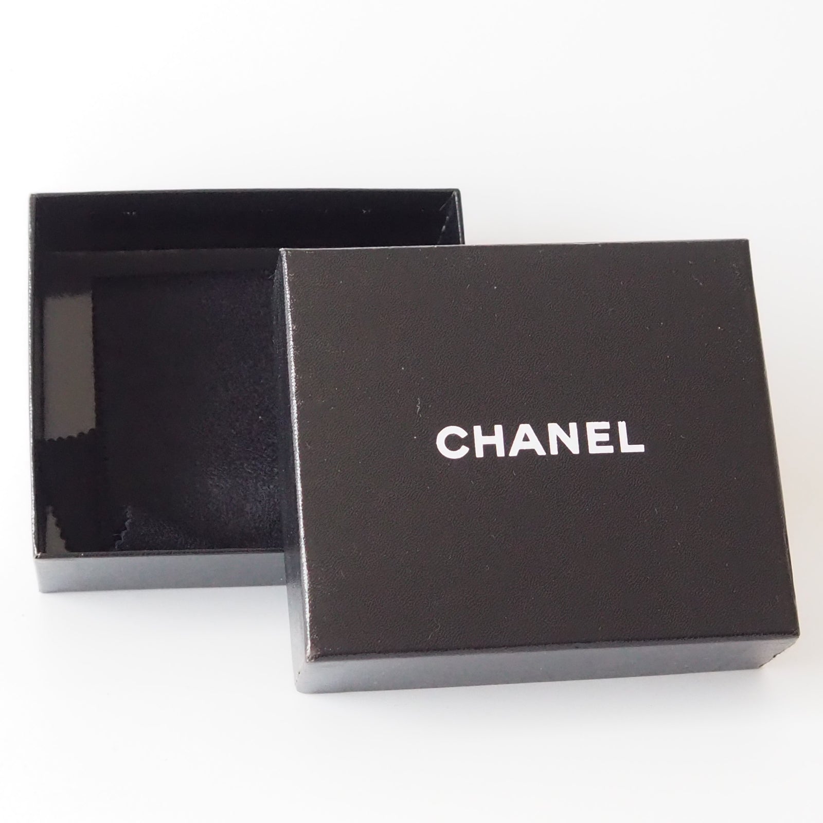 CHANEL Roopeneckless Gold Plated