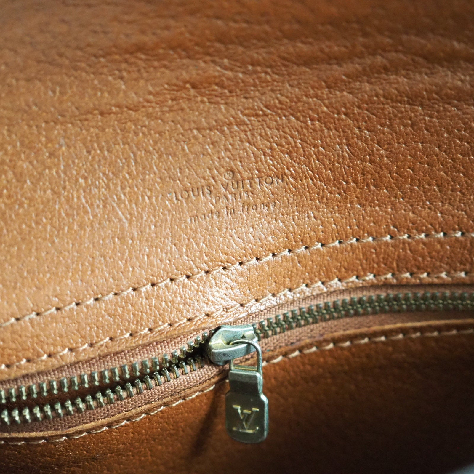 Louis Vuitton Shoulder Bag Chantilly Browns Monogram LV vintage Authentic