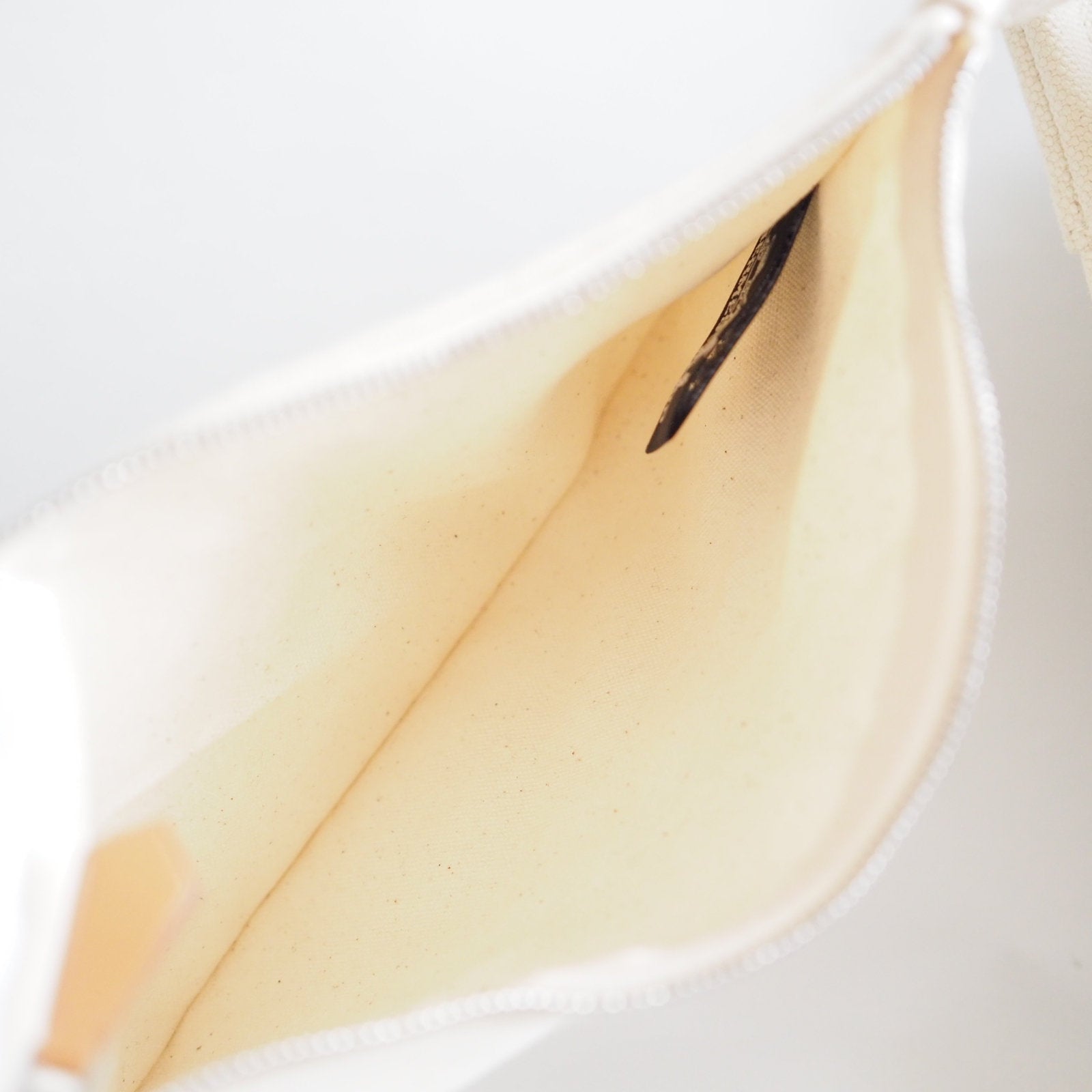 HERMES Tote Bag Bora Bora PM White Cotton Canvas Auth With Pouch