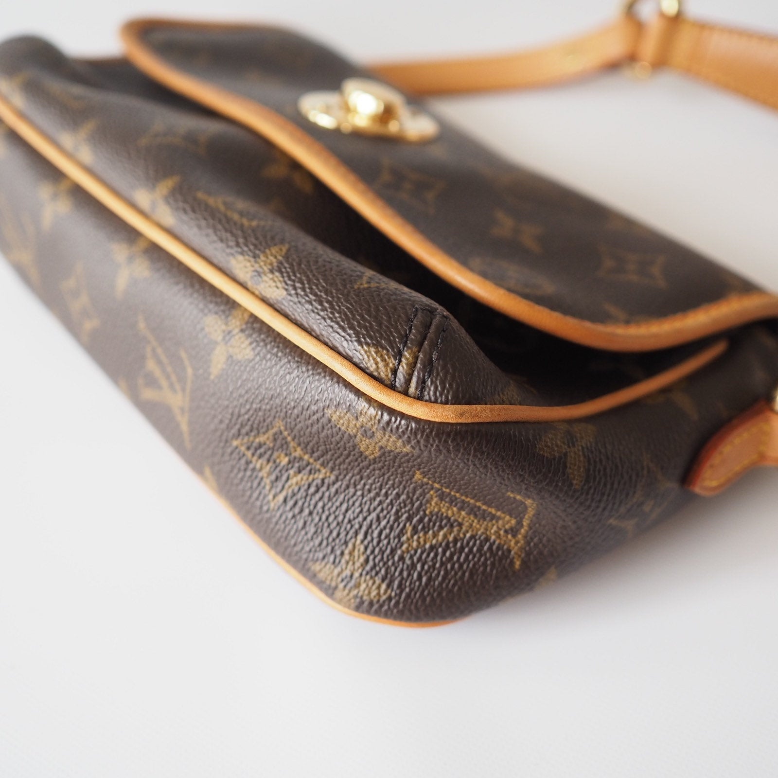 LOUIS VUITTON Tikal PM Monogram Shoulder Bag M40078 Authentic Lv Vintage