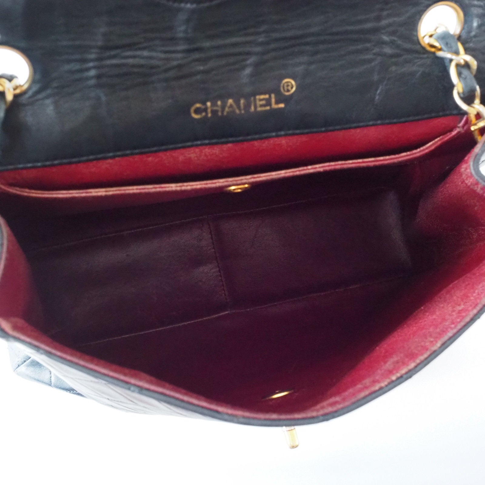 CHANEL Matelasse Quilted CC Single Chain Shoulder Bag Black Leather Vintage