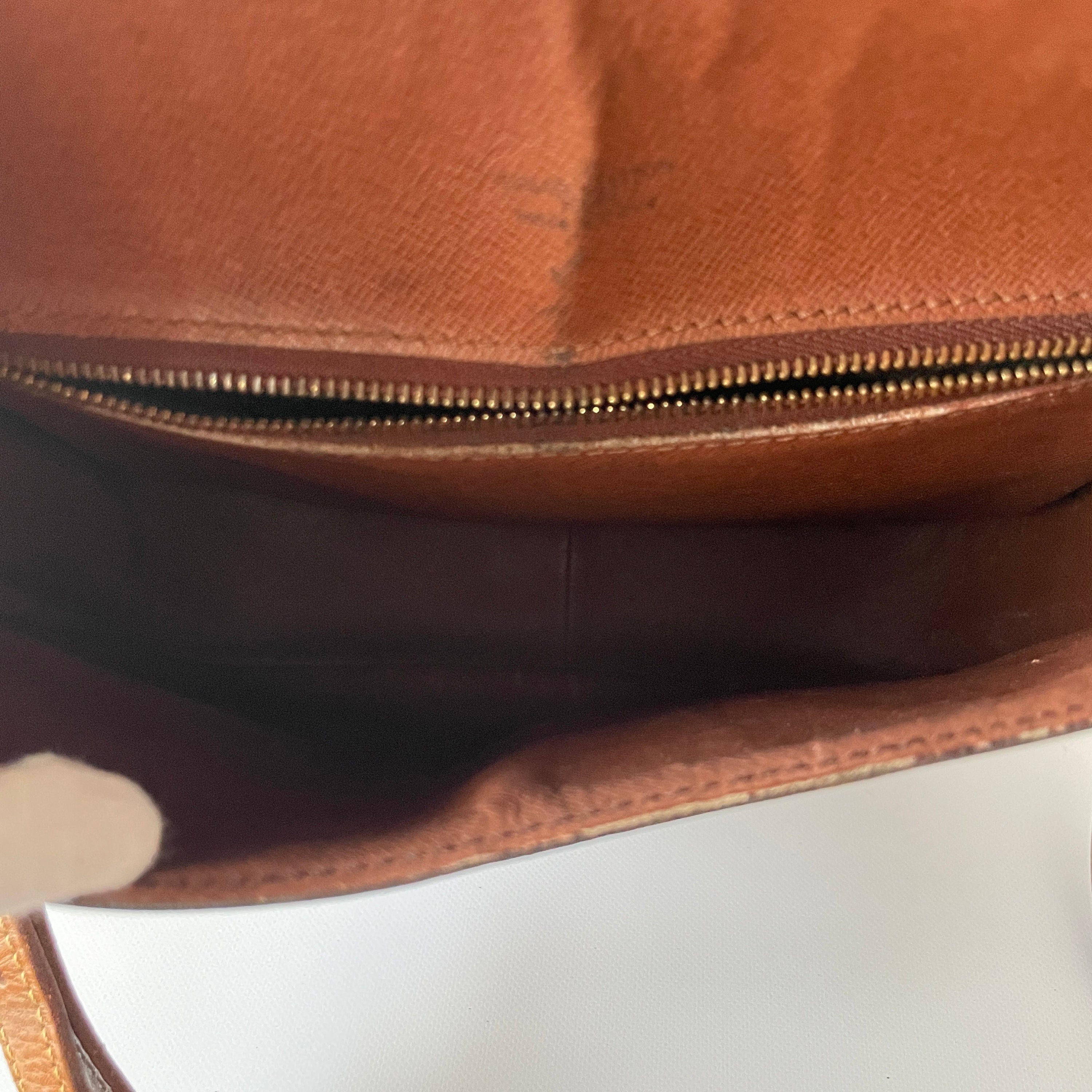 LOUIS VUITTON Monogram Saint Cloud GM Shoulder Bag lV Vintage Cross body Authentic