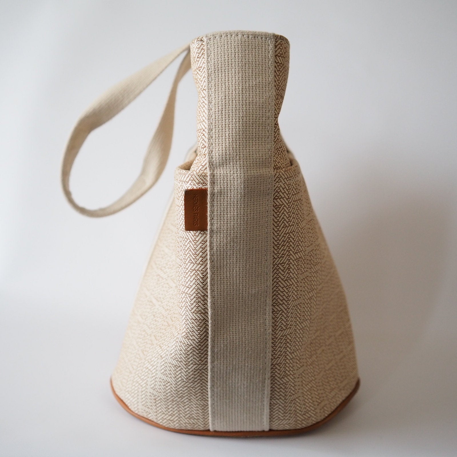 Hermes Saxo MM Hand Tote bag Canvas Beige Authentic