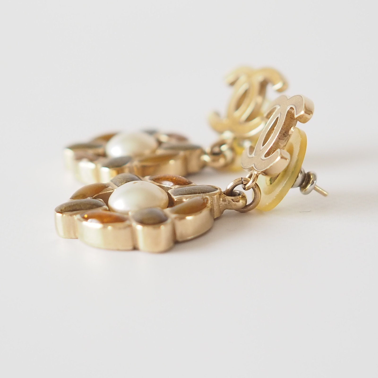 CHANEL Coco Earrings Mark Perl Drop Gold Plated Authentic