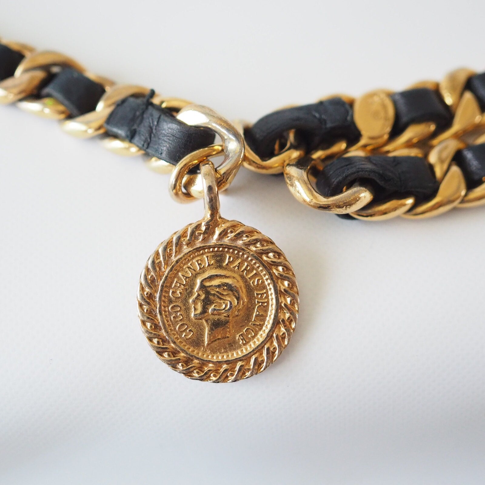 CHANEL Chain Belt Medallion CC Mademoiselle Black Leather Gold Metal Collection Authentic Vintage