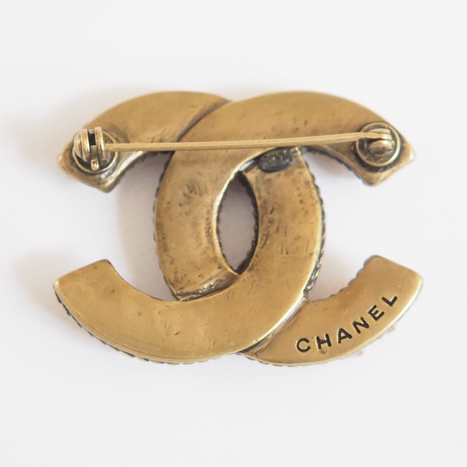 CHANEL CC Pearl Brooch Gold Authentic