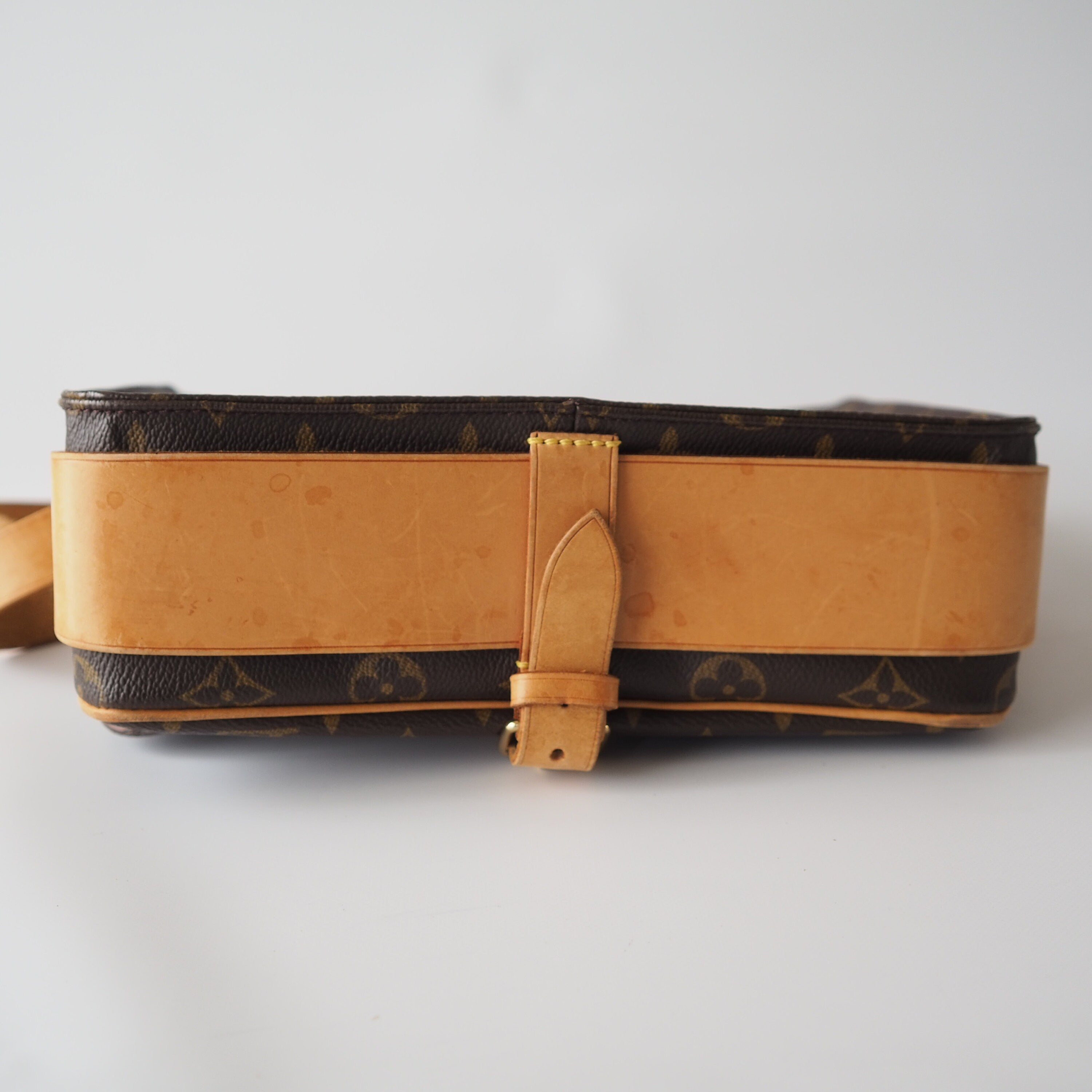 LOUIS VUITTON Monogram Cartouchiere GM Cross Body Shoulder Bag Authentic