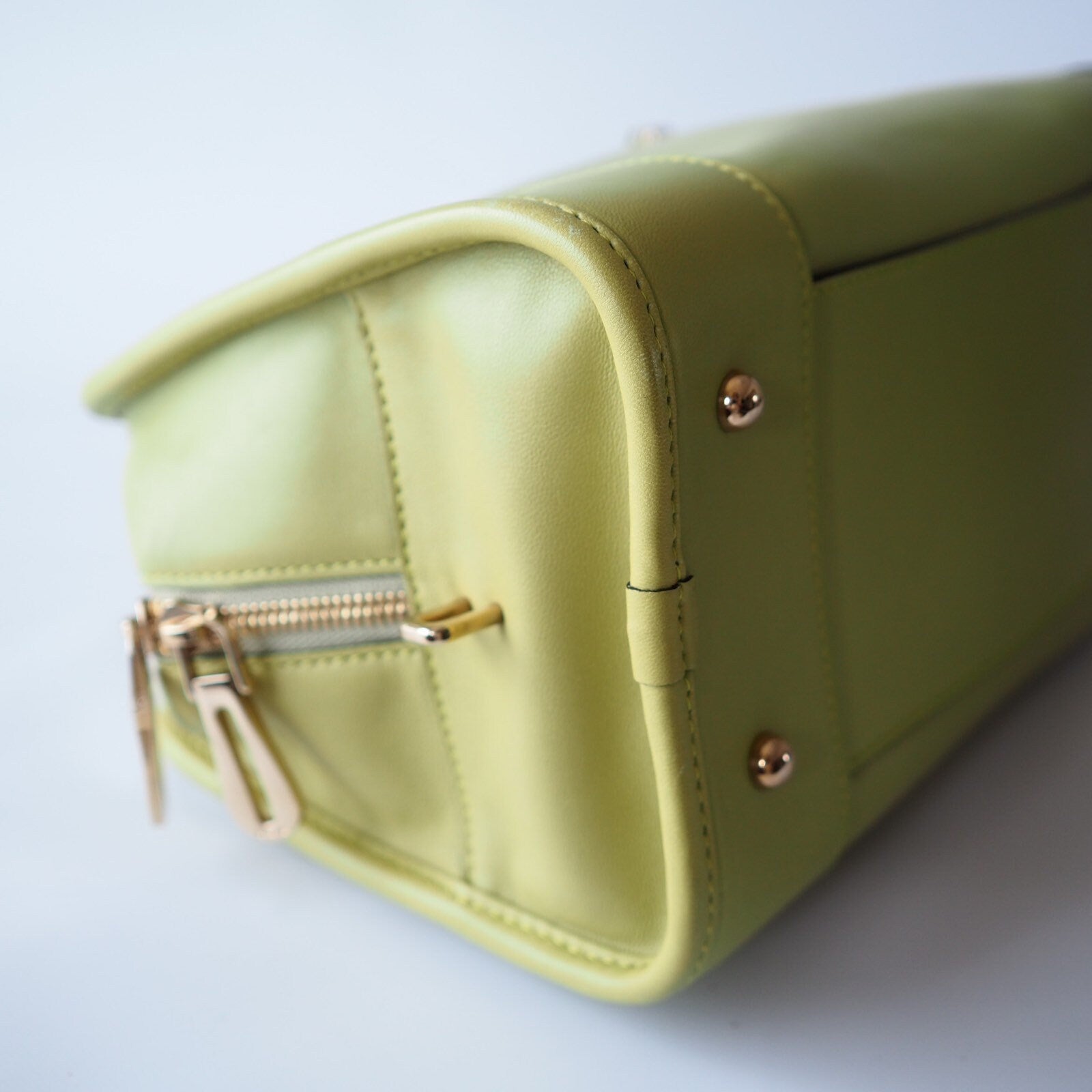 LOEWE Amazona 28 Anagram Hand Mini Boston Bag Leather lime green Authentic
