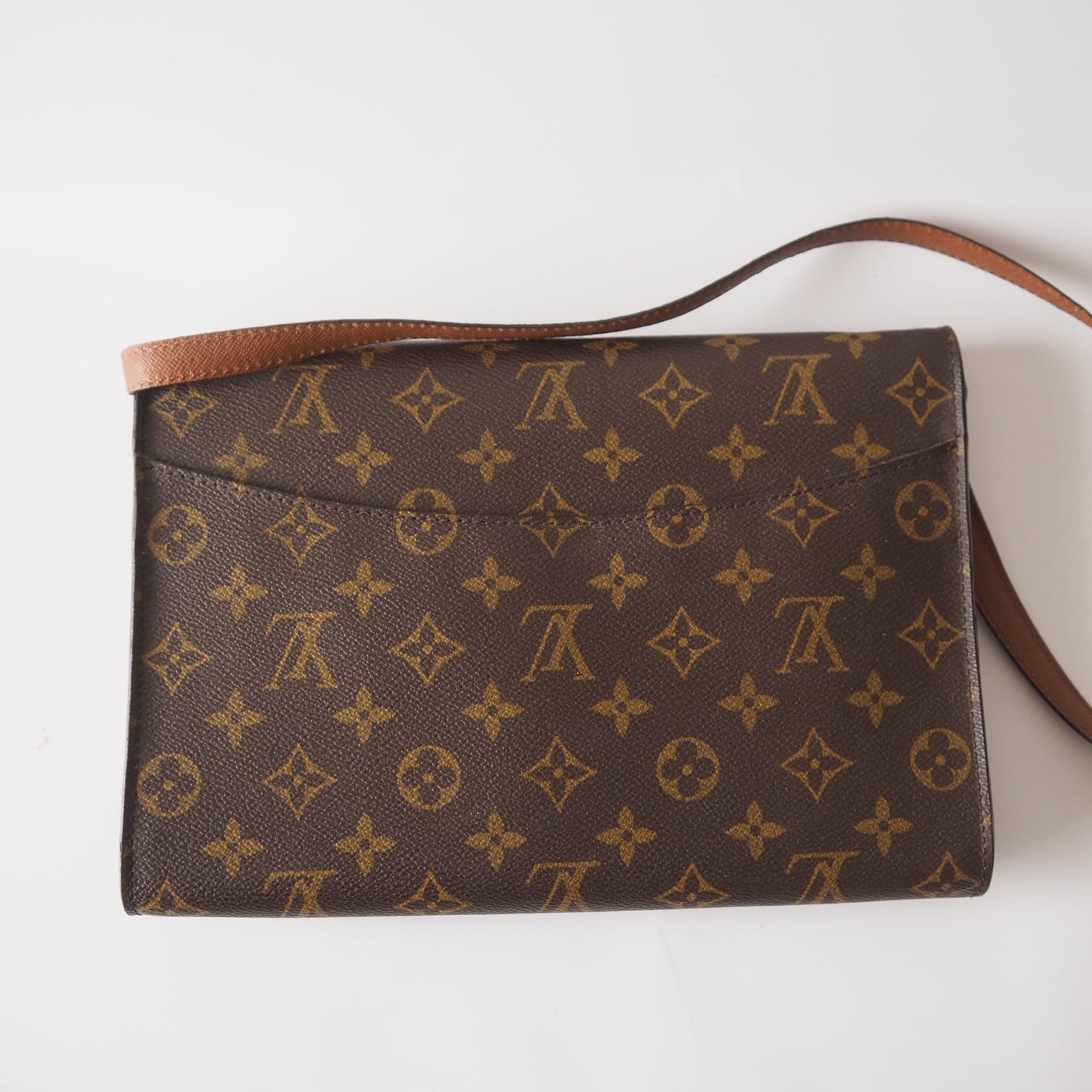LOUIS VUITTON Bordeaux Shoulder Clutch Bag Brown Monogram Authentic