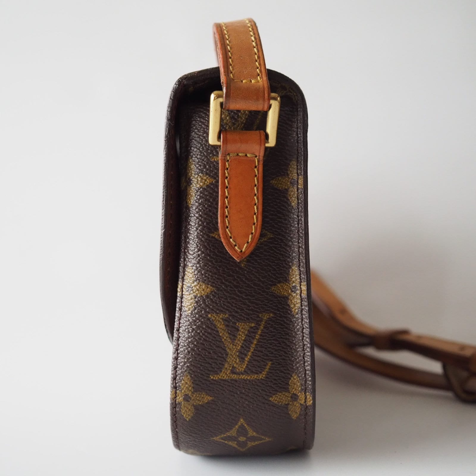 LOUIS VUITTON Monogram Saint Cloud PM Shoulder Bag lV Vintage Cross body Authentic